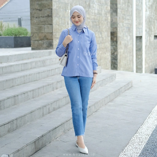 Image of Trisia Shanon Striped Shirt 