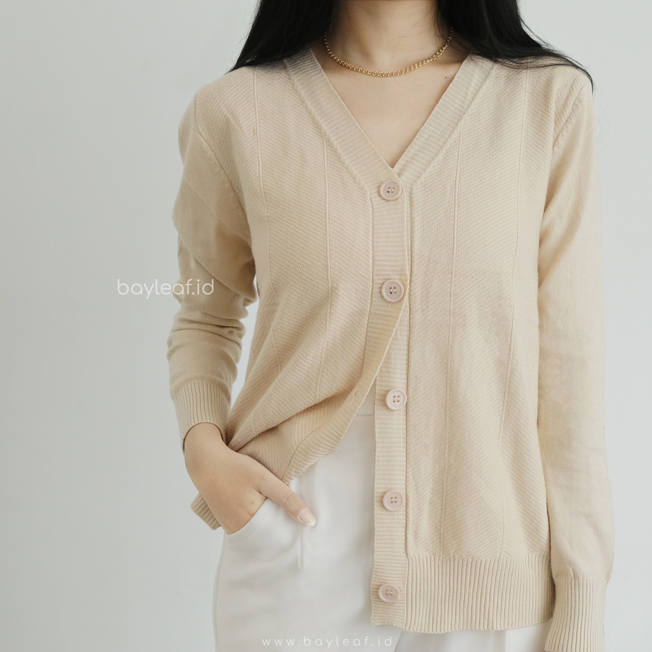 Alora Cardigan Knit