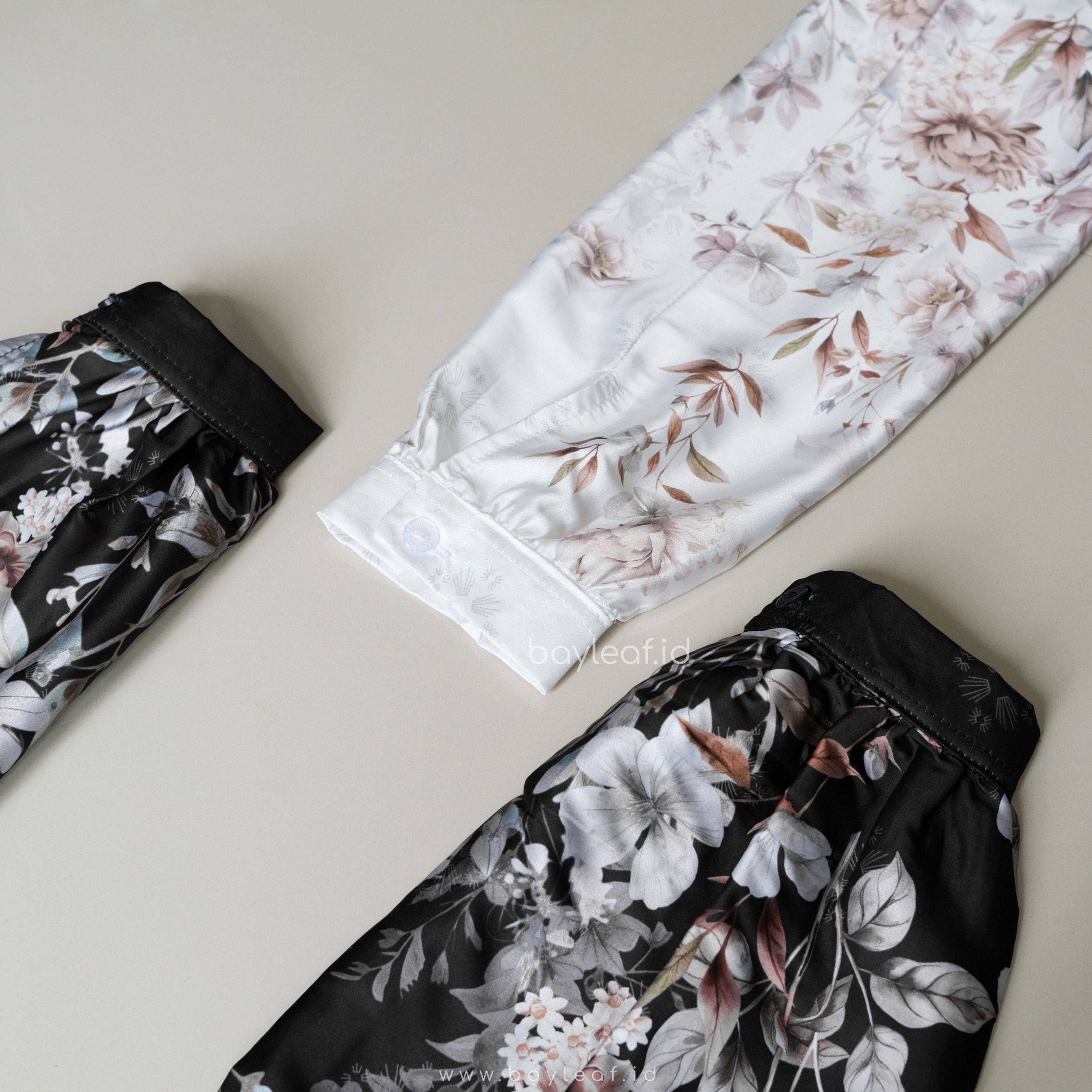 Aura Miranda Maxi Dress Motif Bunga