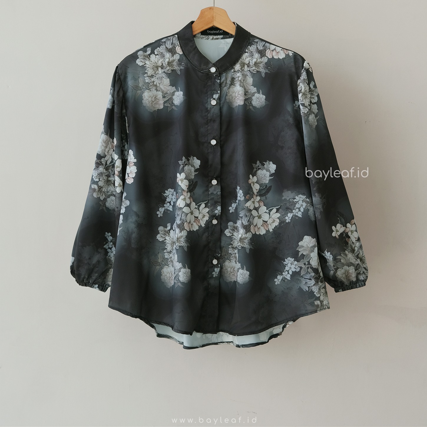 Aura Kemeja Motif Bunga