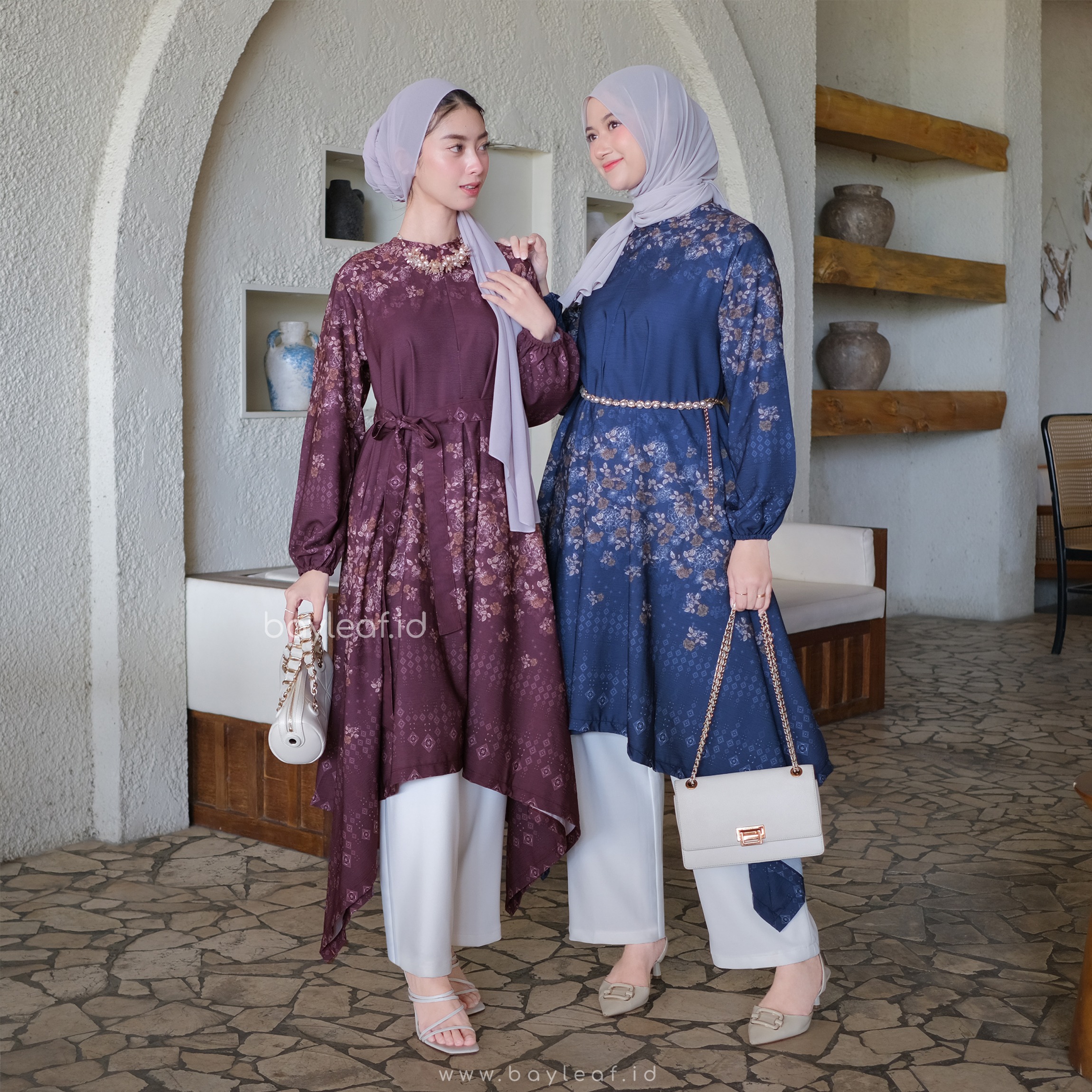 Emilia Tunik Motif Bunga Raya Series