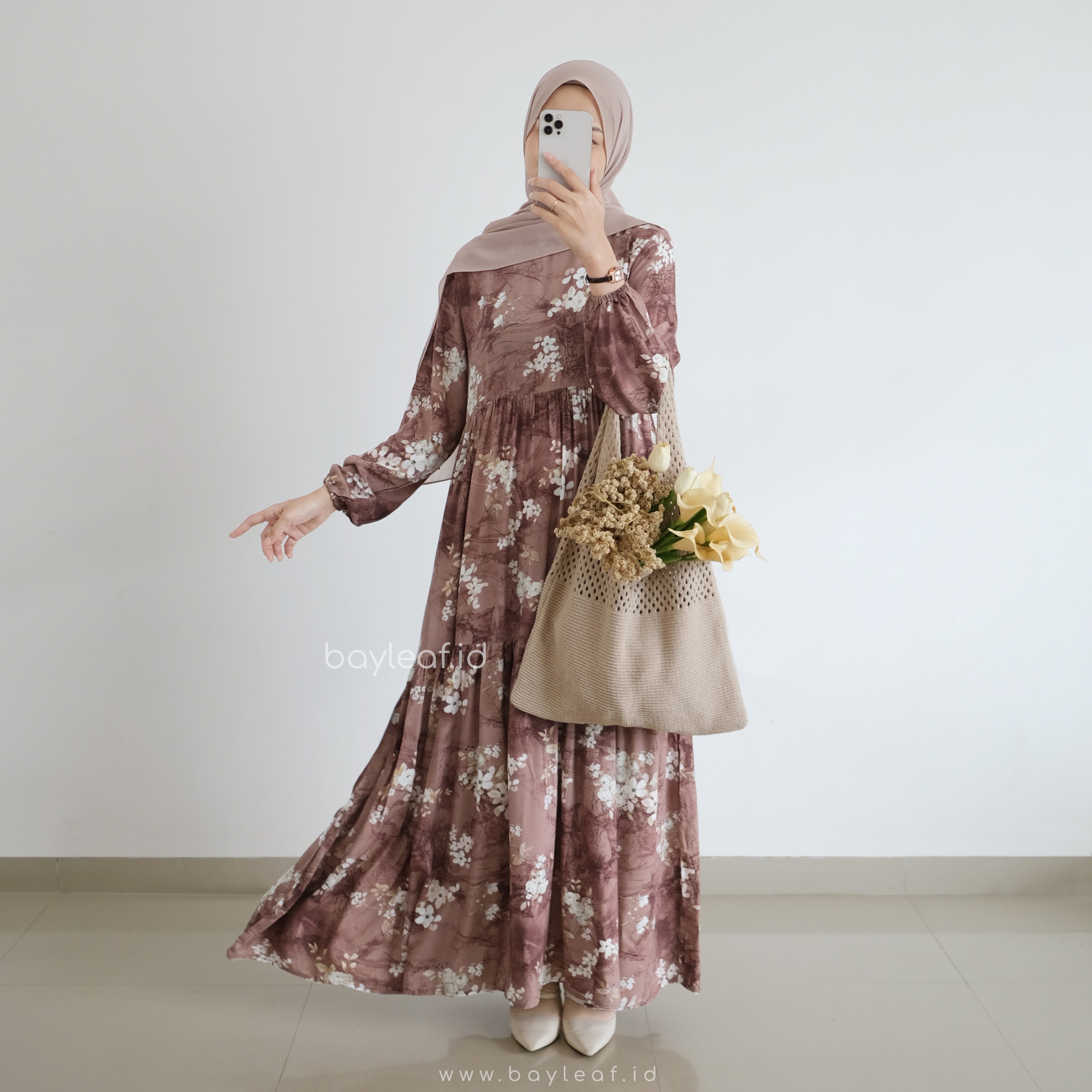 Haura Maxi Dress Motif Bunga