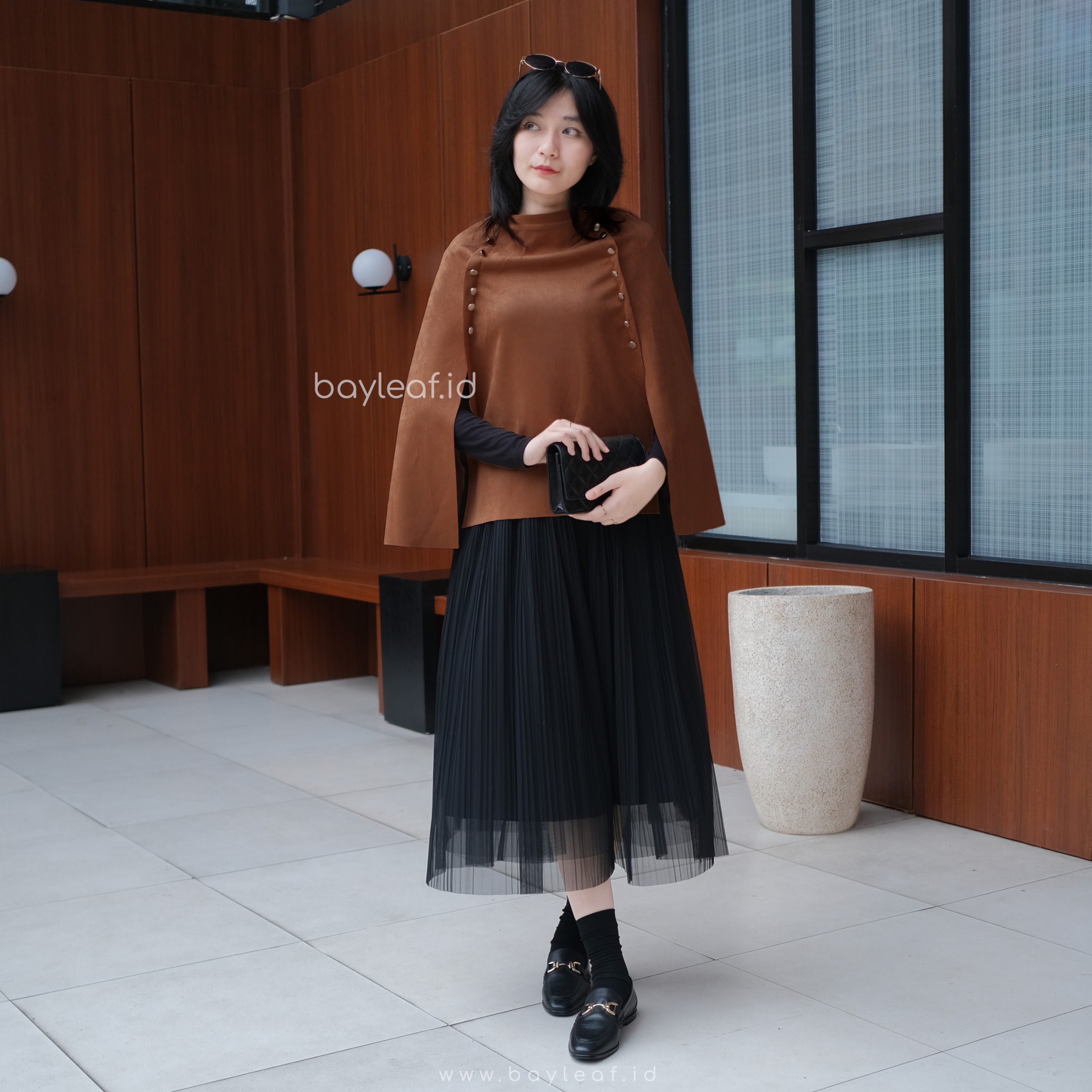 Jade Cape Top Suede Outer Wanita Premium
