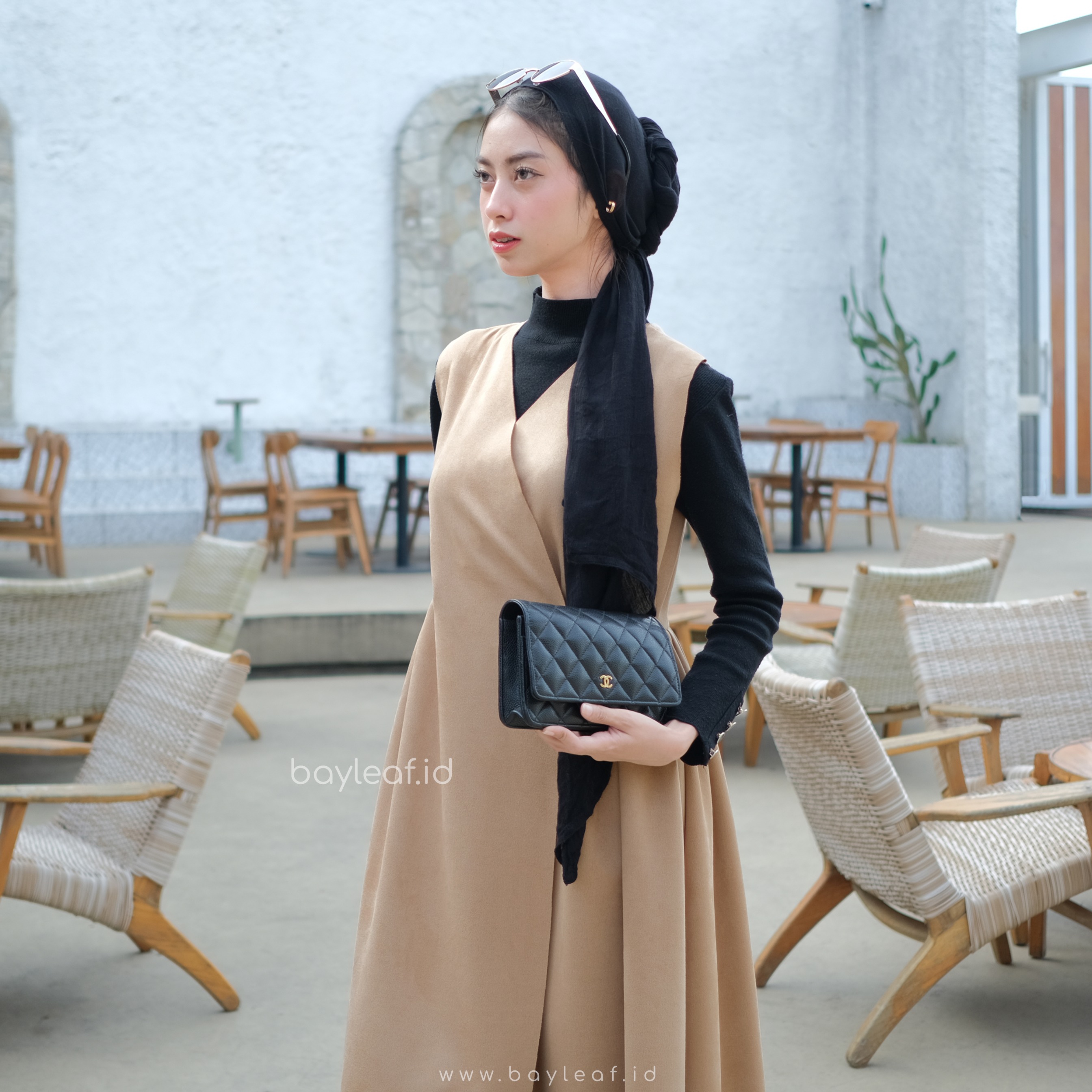 Jade Overall Suede Wanita
