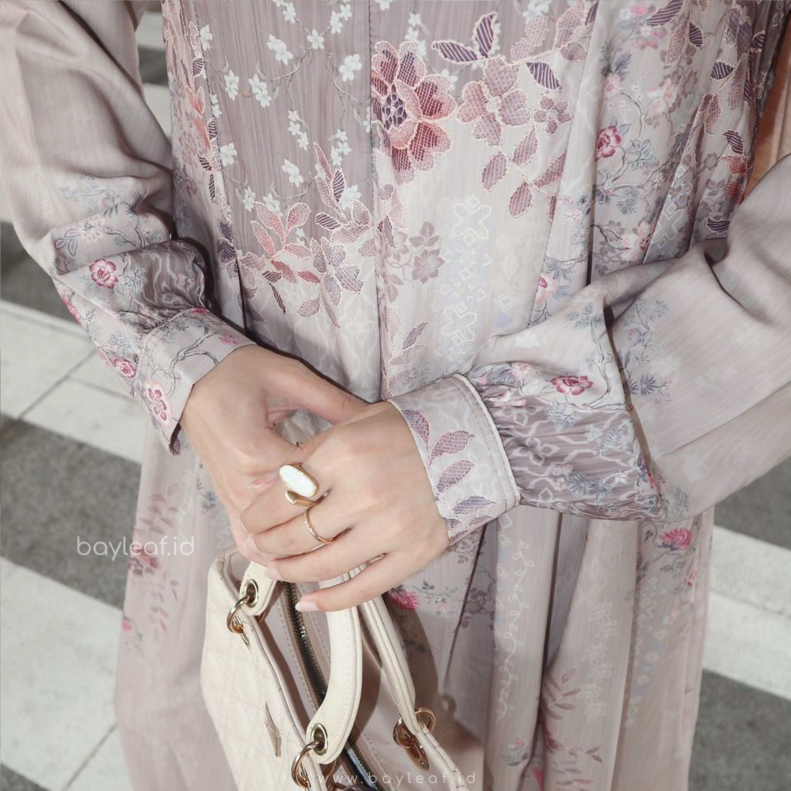  Miranda Maxi Dress Motif Bunga