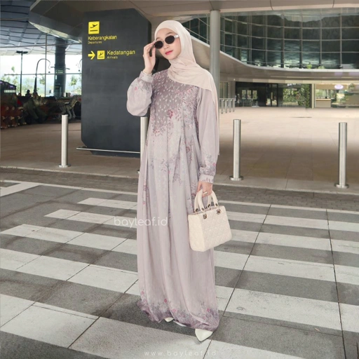 Image of  Miranda Maxi Dress Motif Bunga