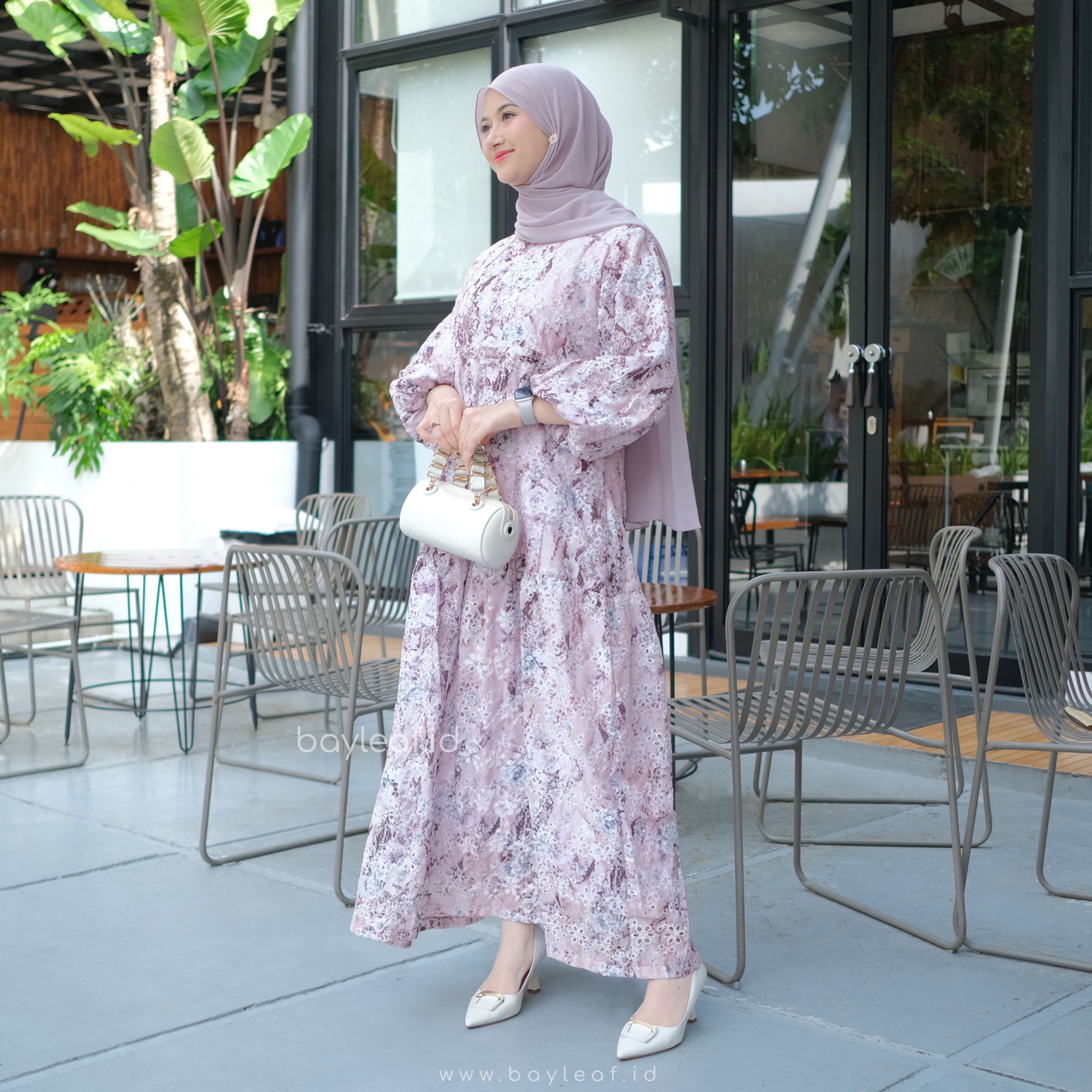 Oriana Maxi Dress Motif Bunga