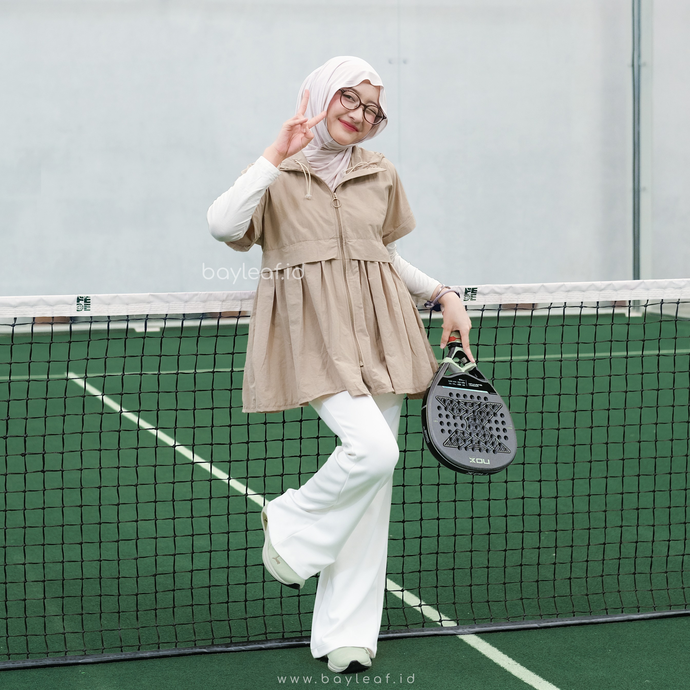Owen Vest Jacket Parasut Sport Olahraga Wanita