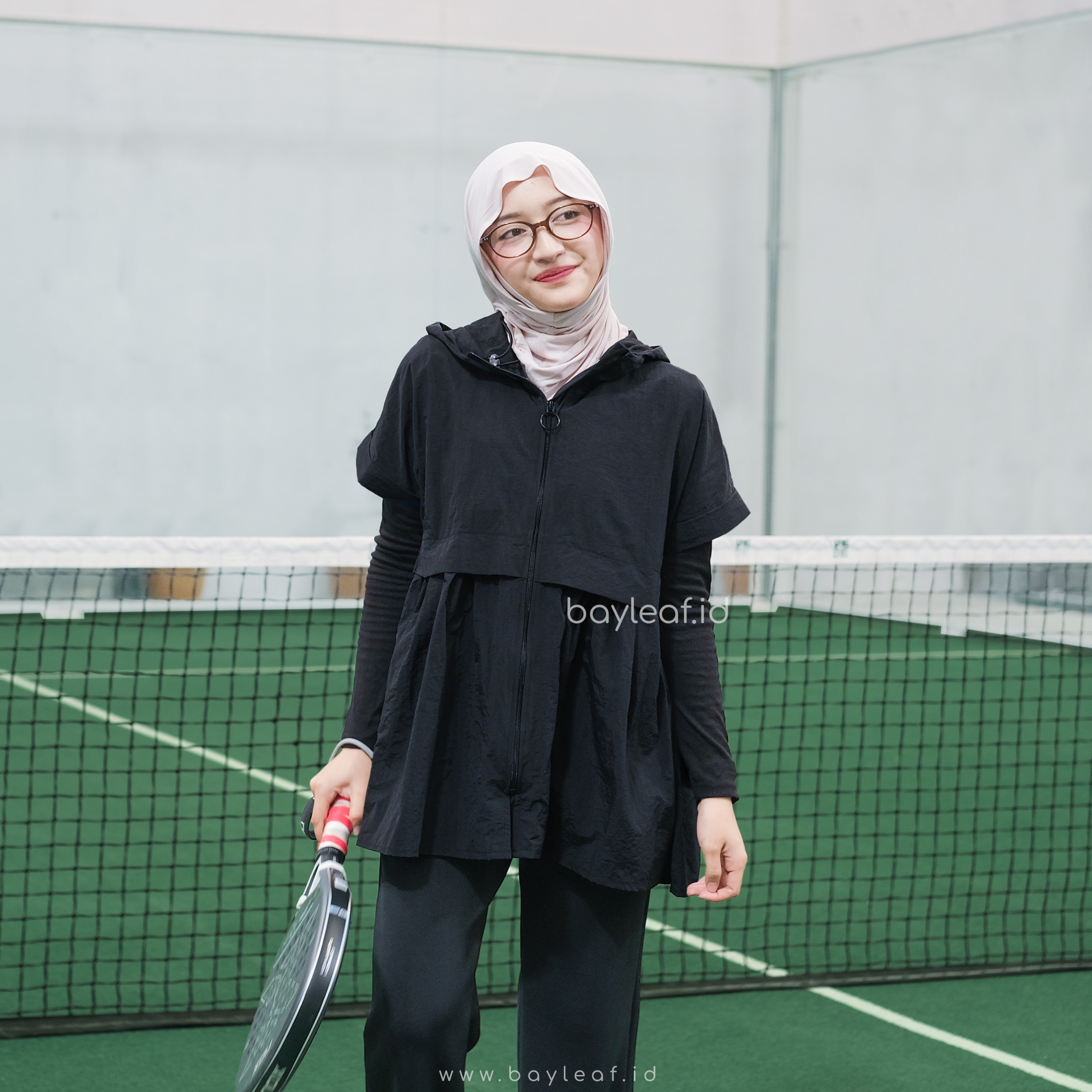 Owen Vest Jacket Parasut Sport Olahraga Wanita