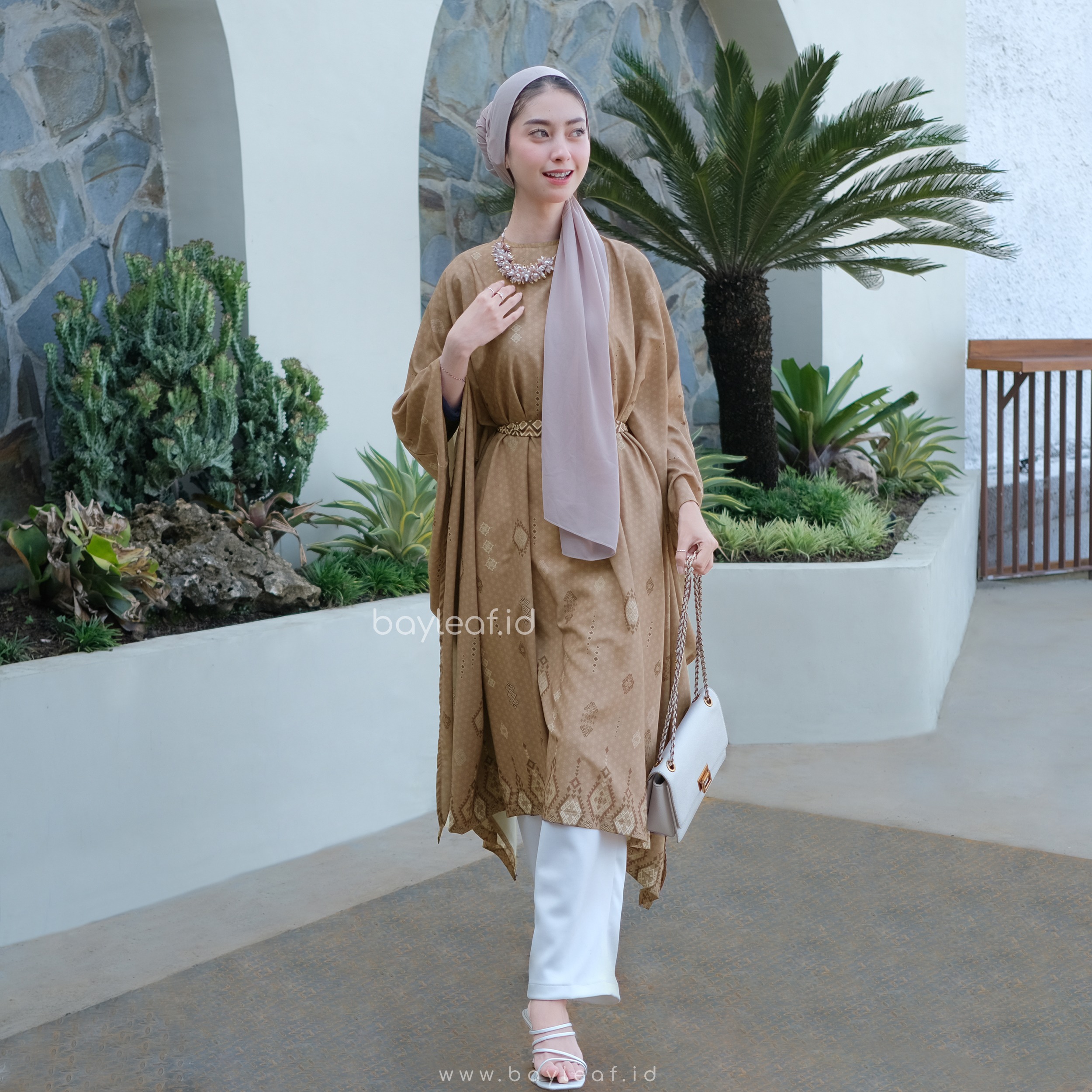 Rayana Kaftan Motif Raya Series