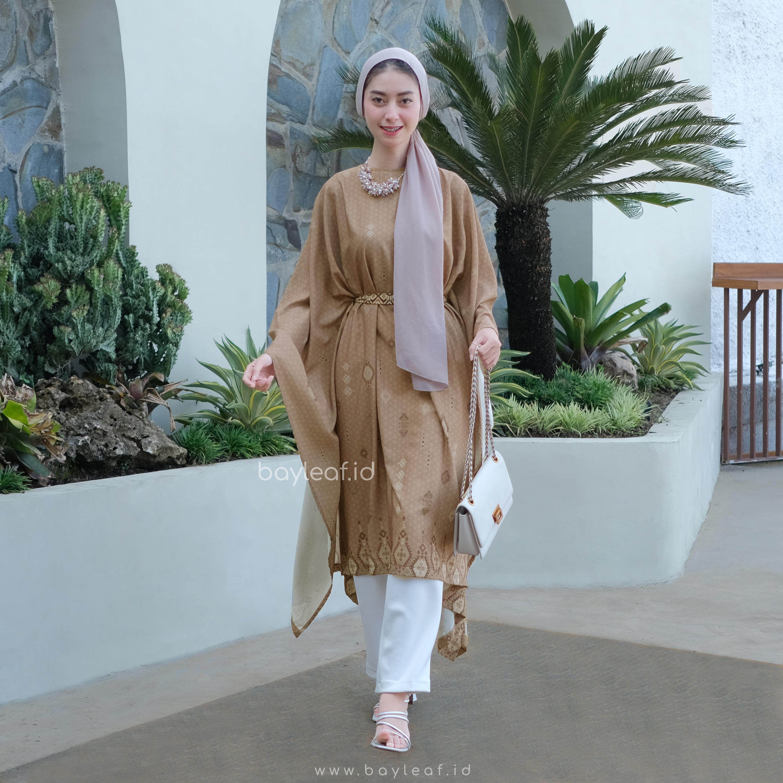 Rayana Kaftan Motif Raya Series