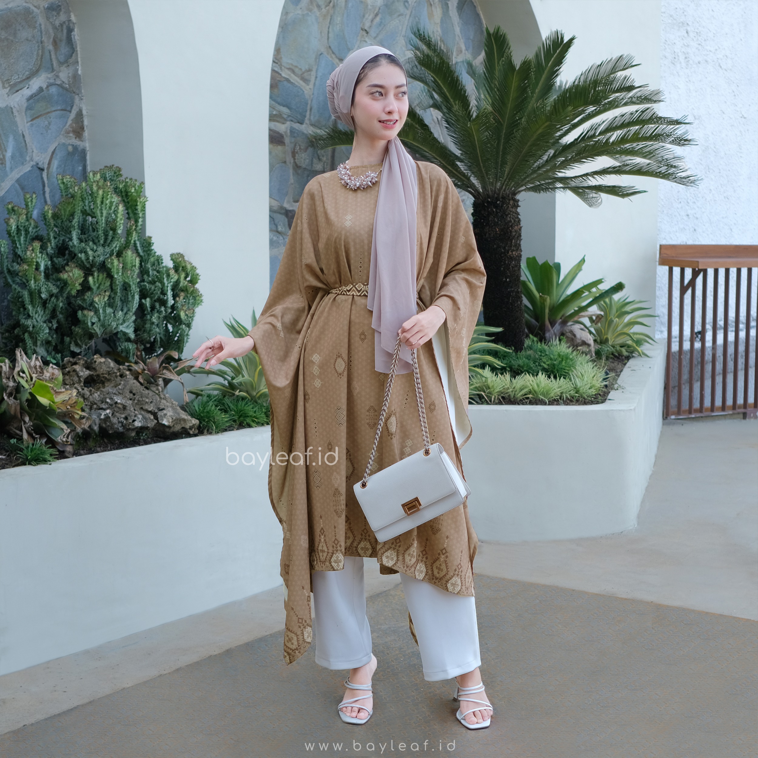 Rayana Kaftan Motif Raya Series