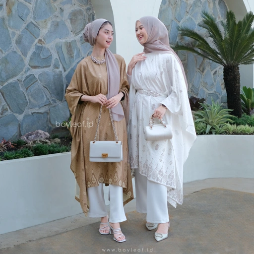 Image of Rayana Kaftan Motif Raya Series