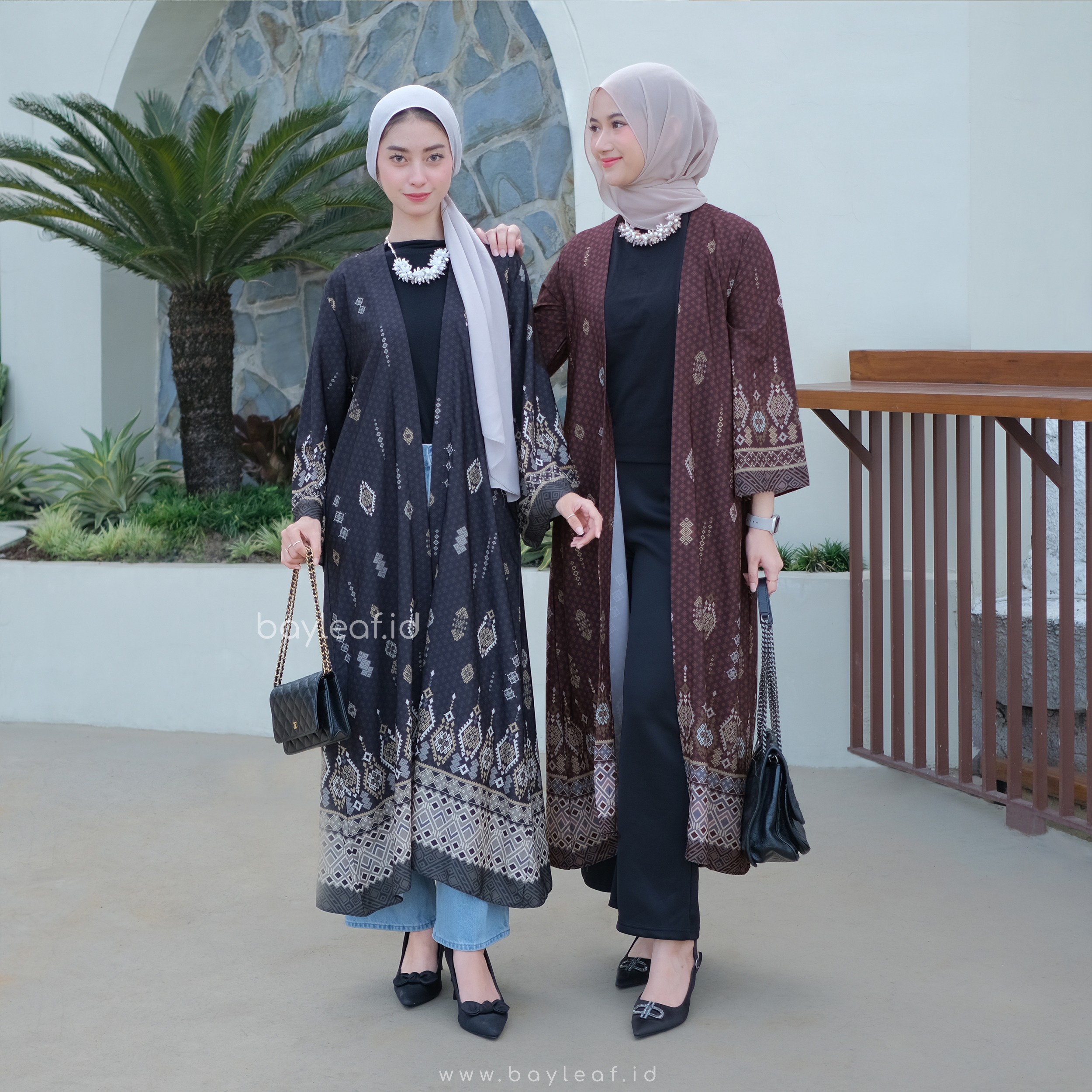 Rayana Outer Motif Raya Series