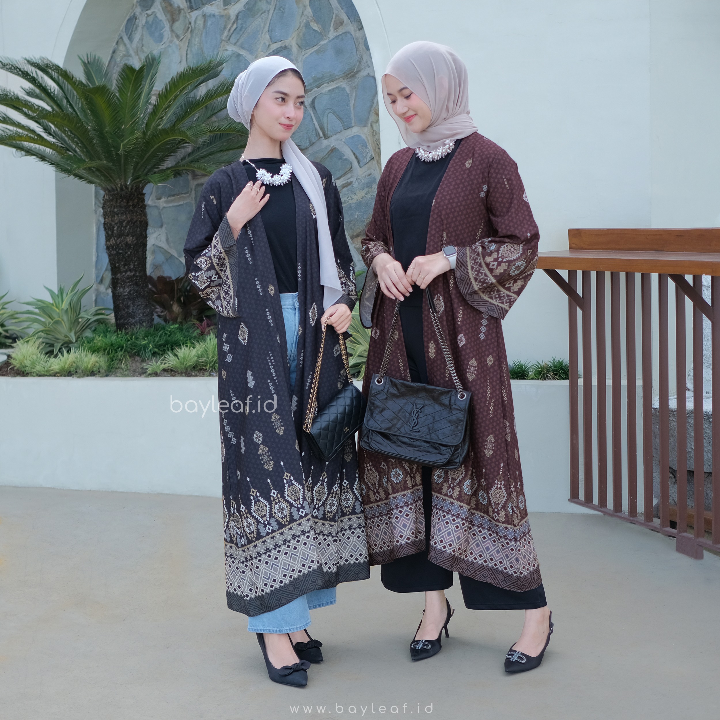 Rayana Outer Motif Raya Series