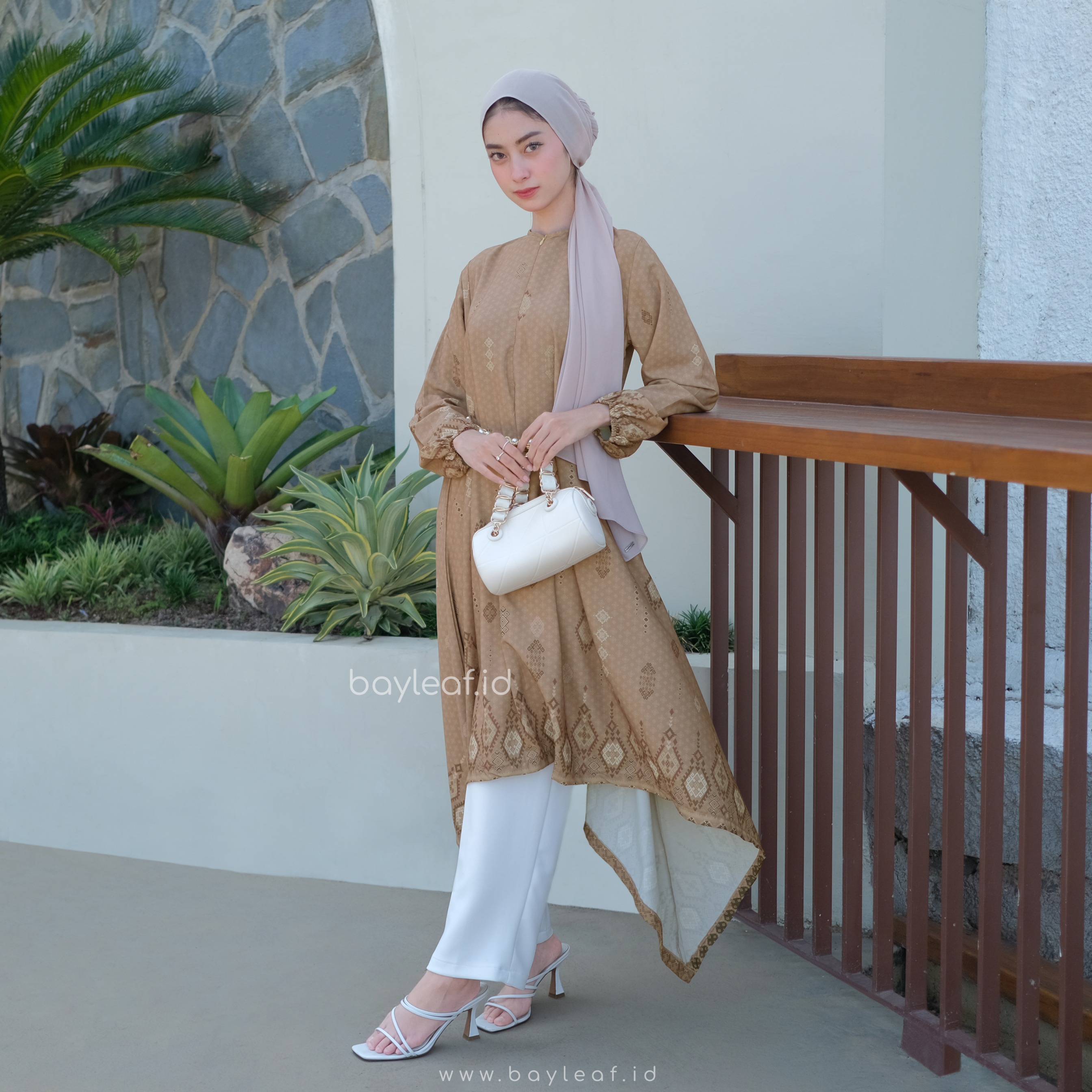Rayana Tunik Motif Raya Series