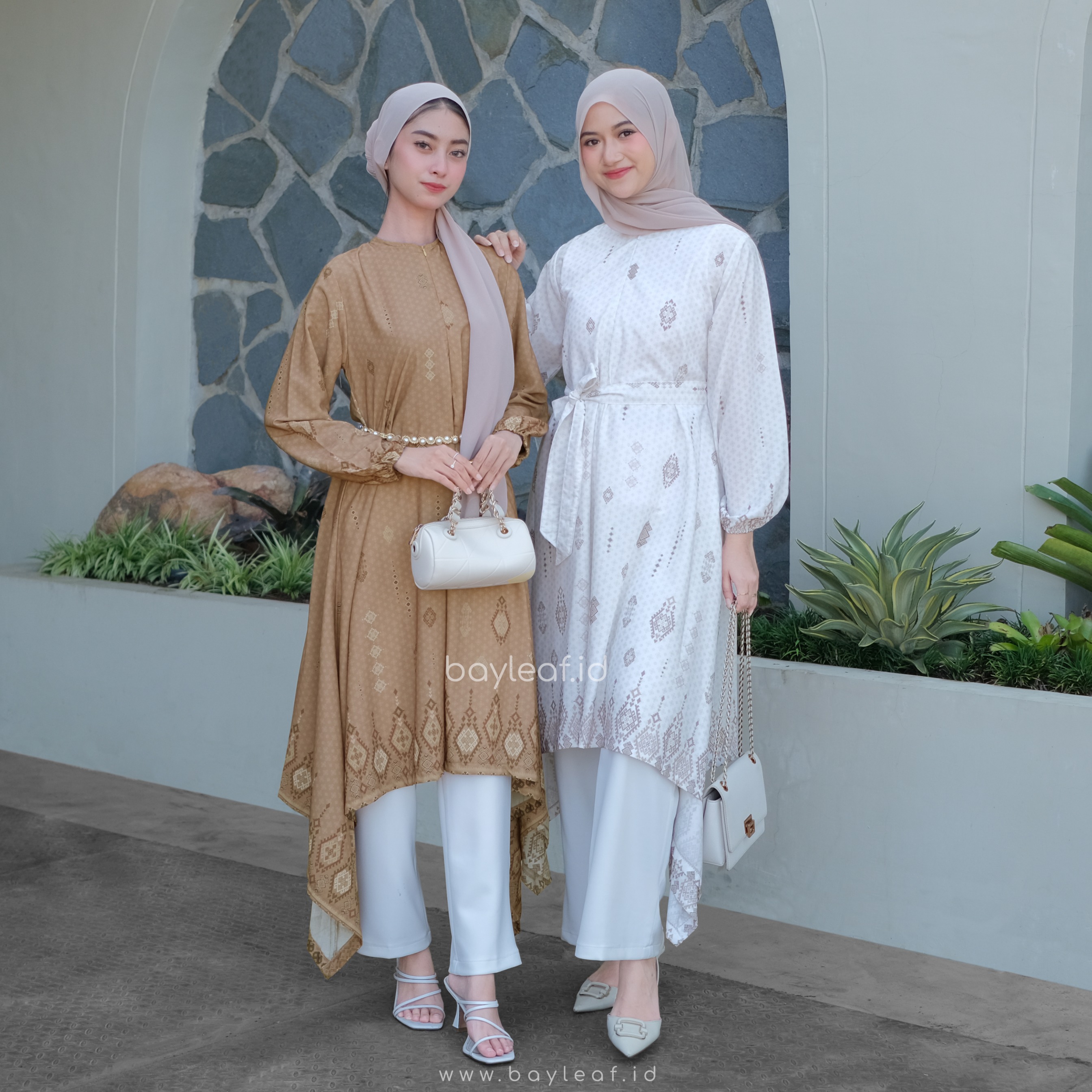 Rayana Tunik Motif Raya Series