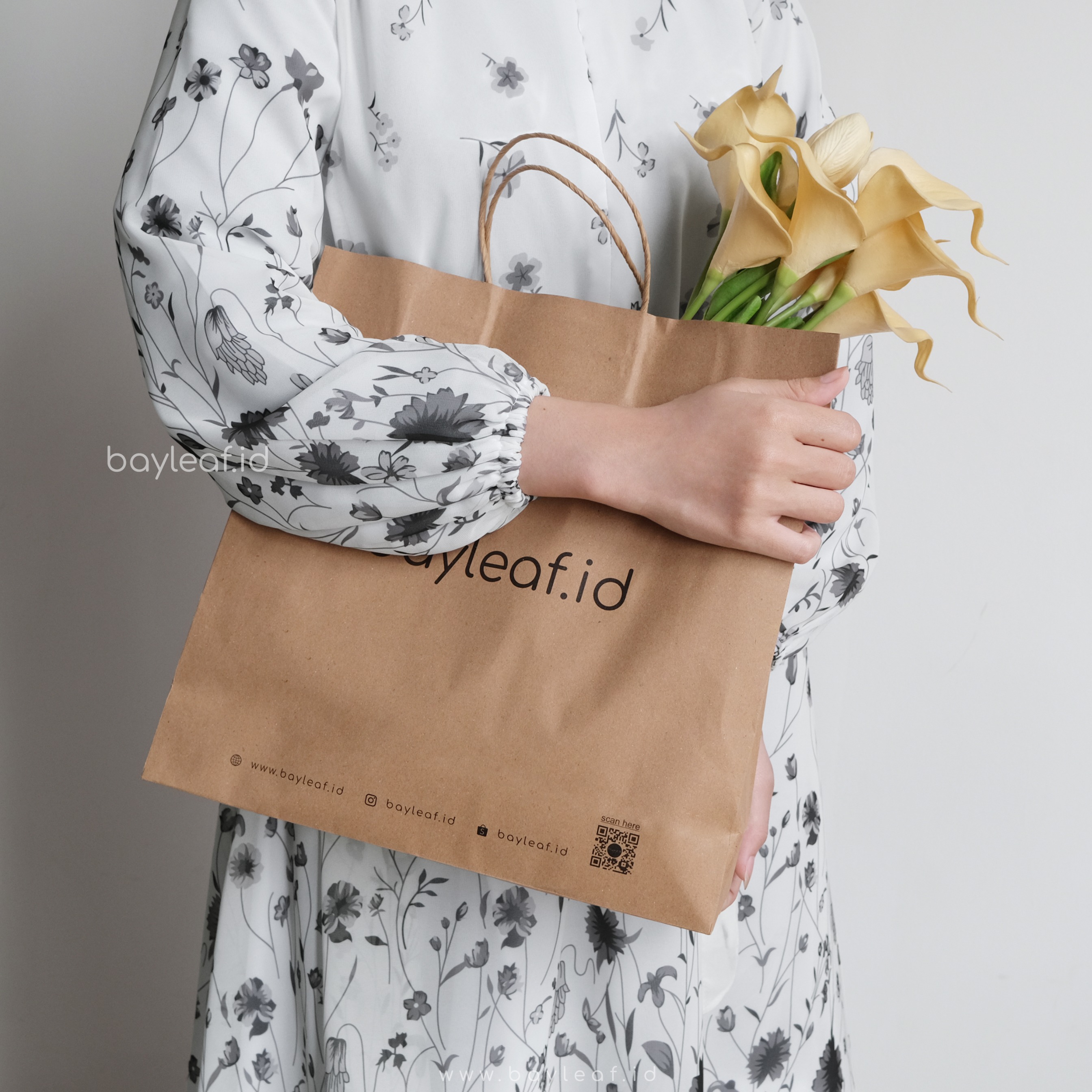 Roseli Atasan Tunik Motif Bunga