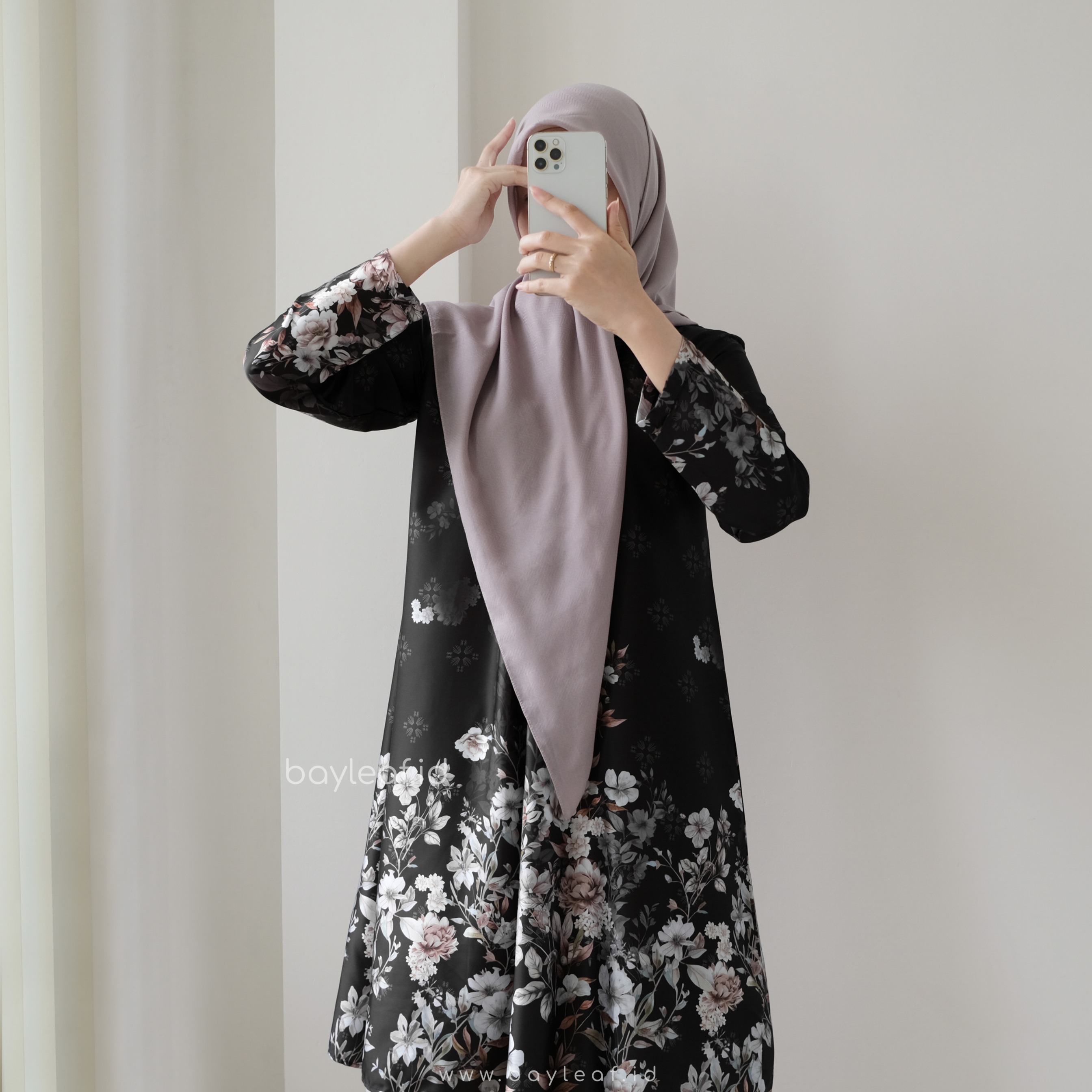 Aura Atasan Tunik Motif Bunga