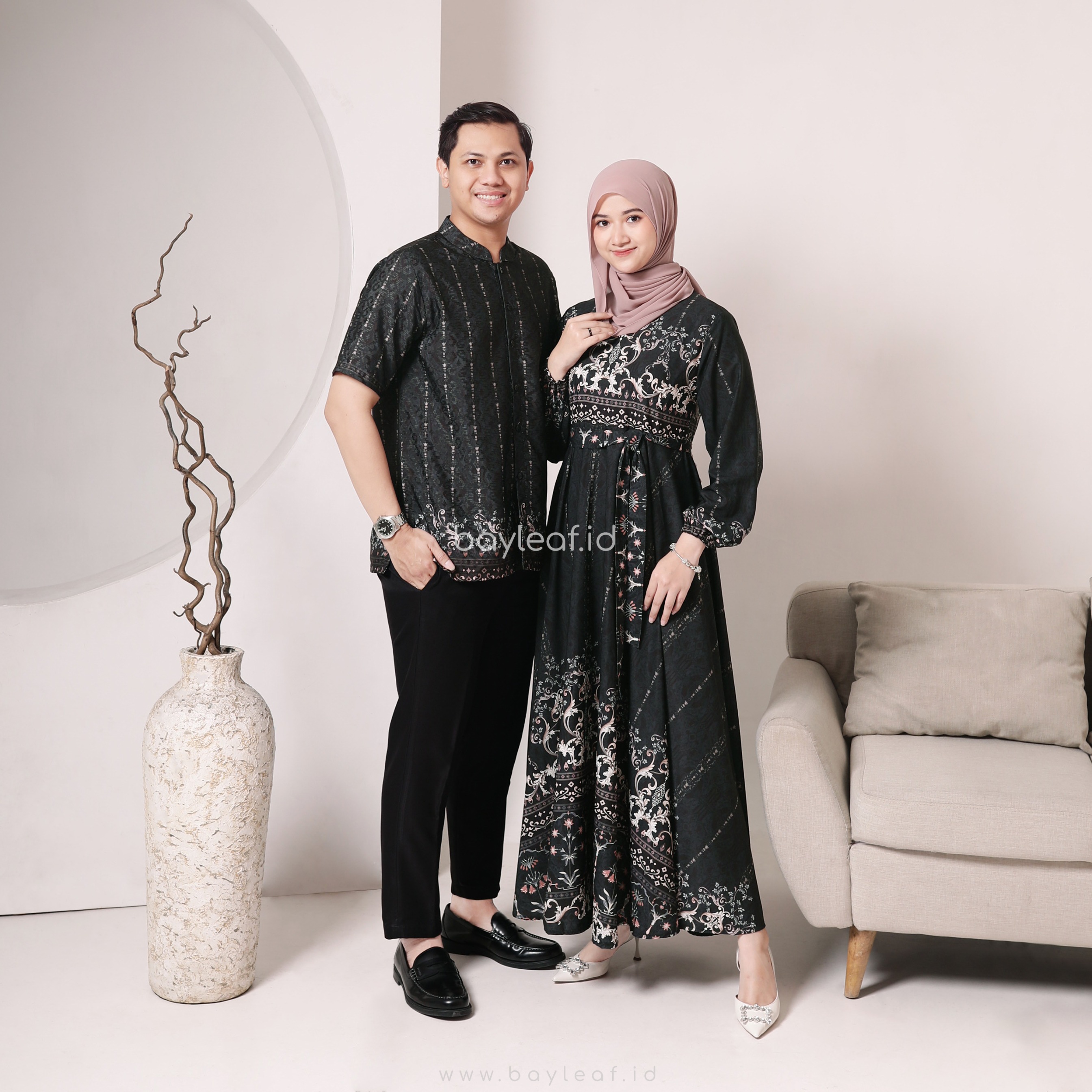 Zahreen Alan Atasan Kemeja Pria Lengan Pendek