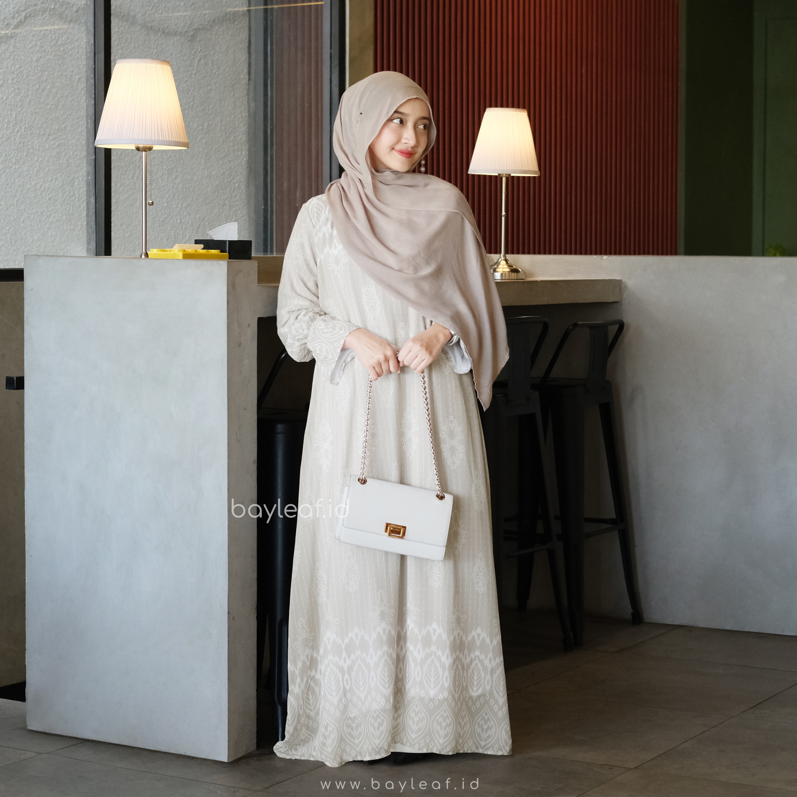 Avelia Maxi Dress Ceruty Lengan Panjang Motif