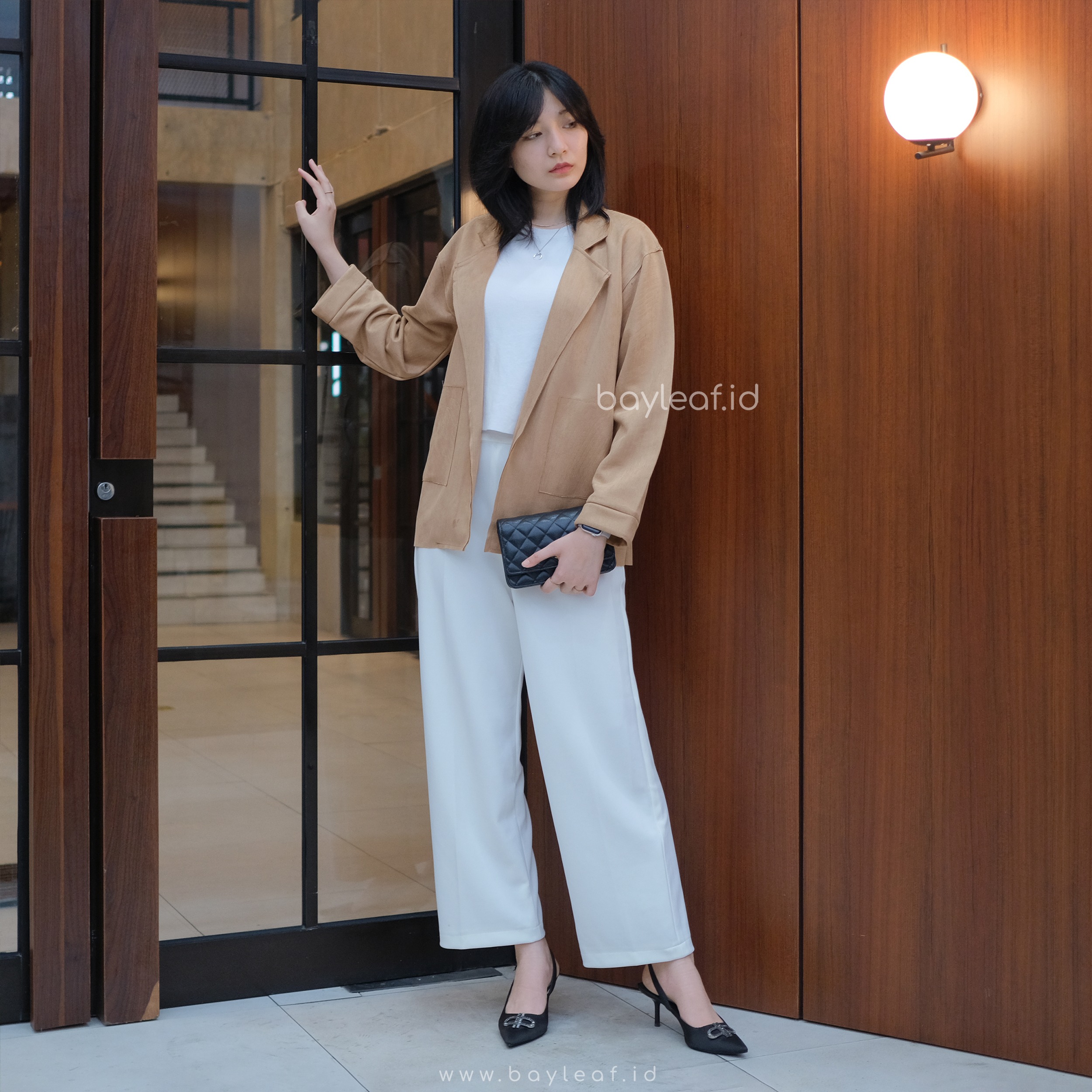 Jade Blazer Suede Basic
