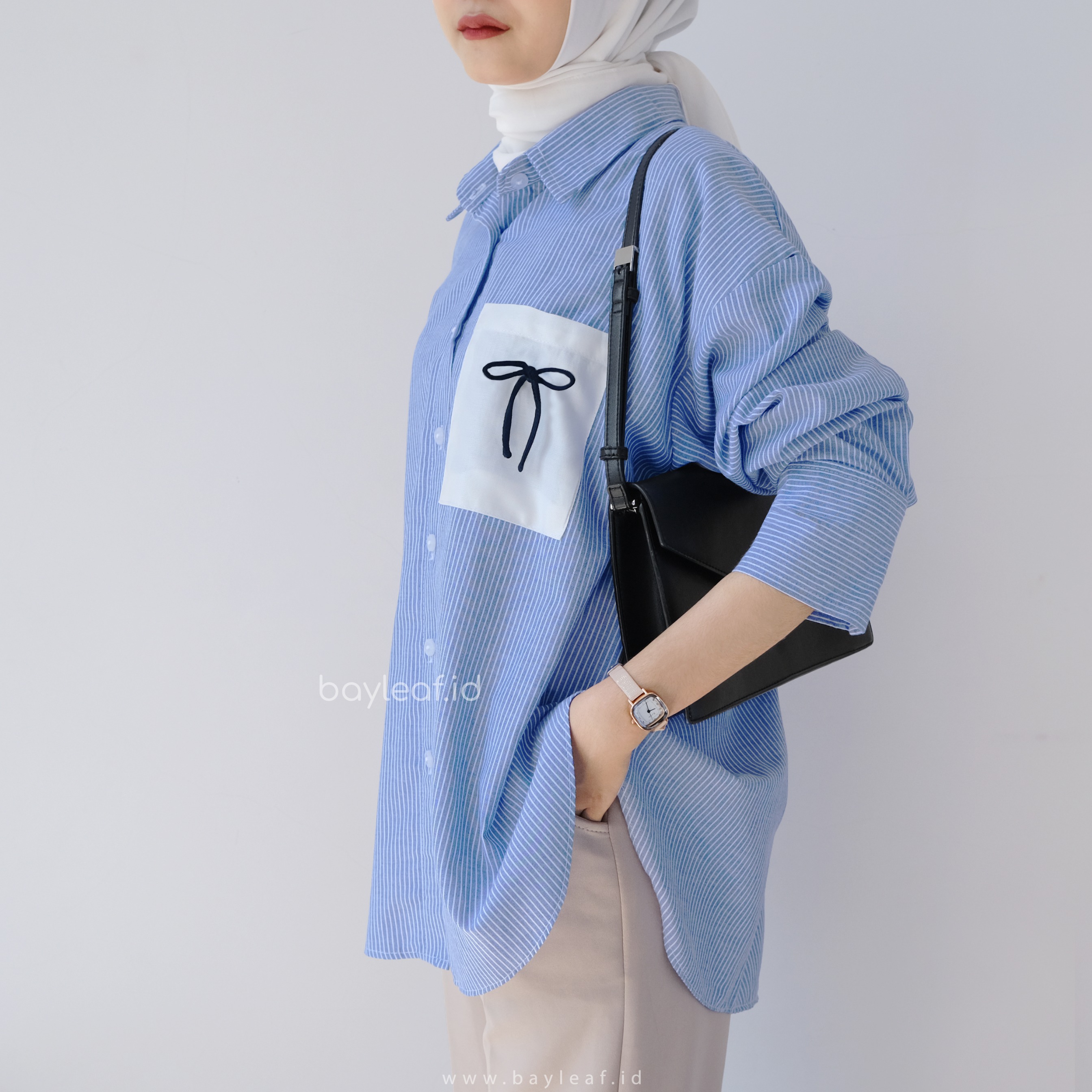 Becca Striped Shirt | Kemeja Casual dengan Pita Lucu