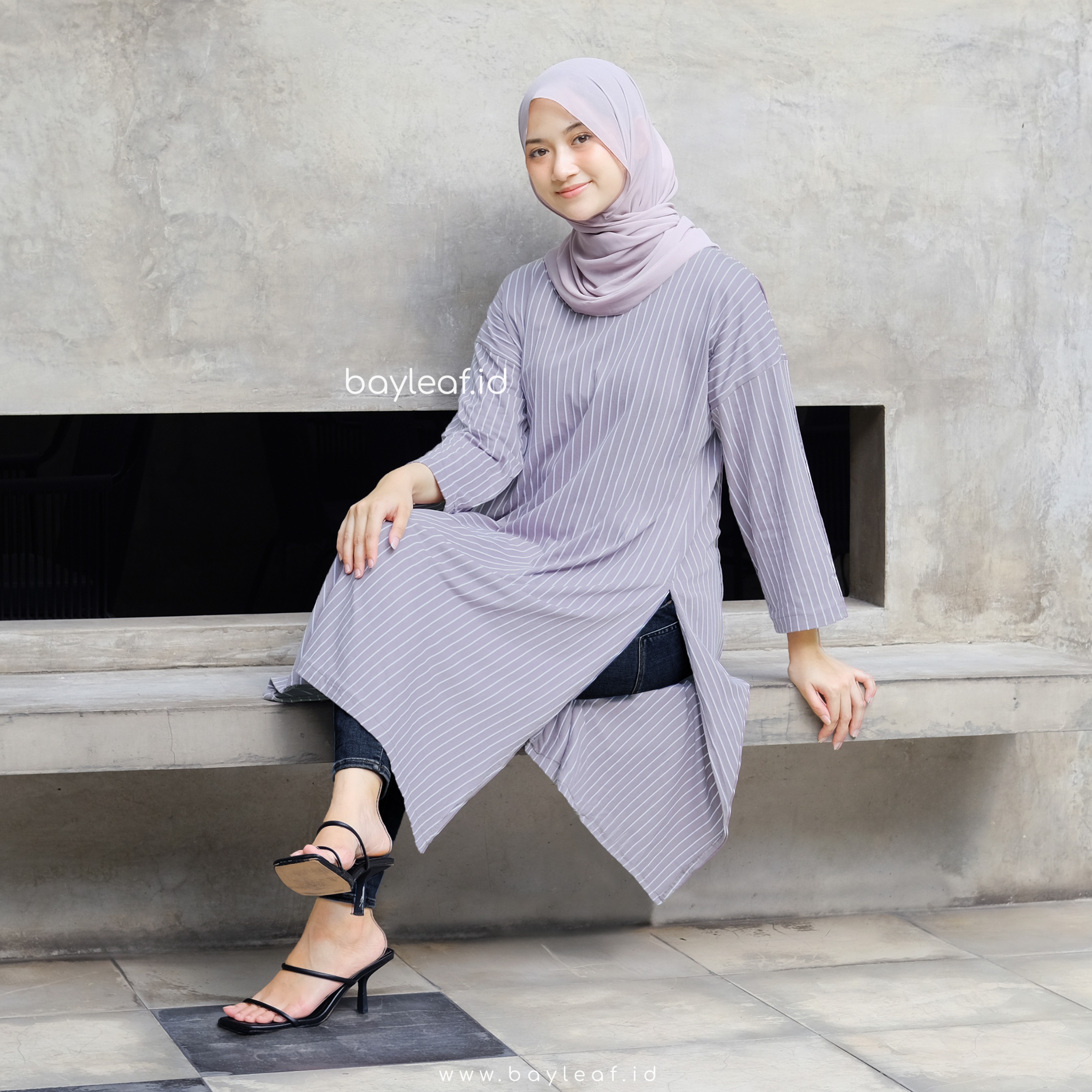Amanda Tunik Stripe Desain Modis Tampil Elegan