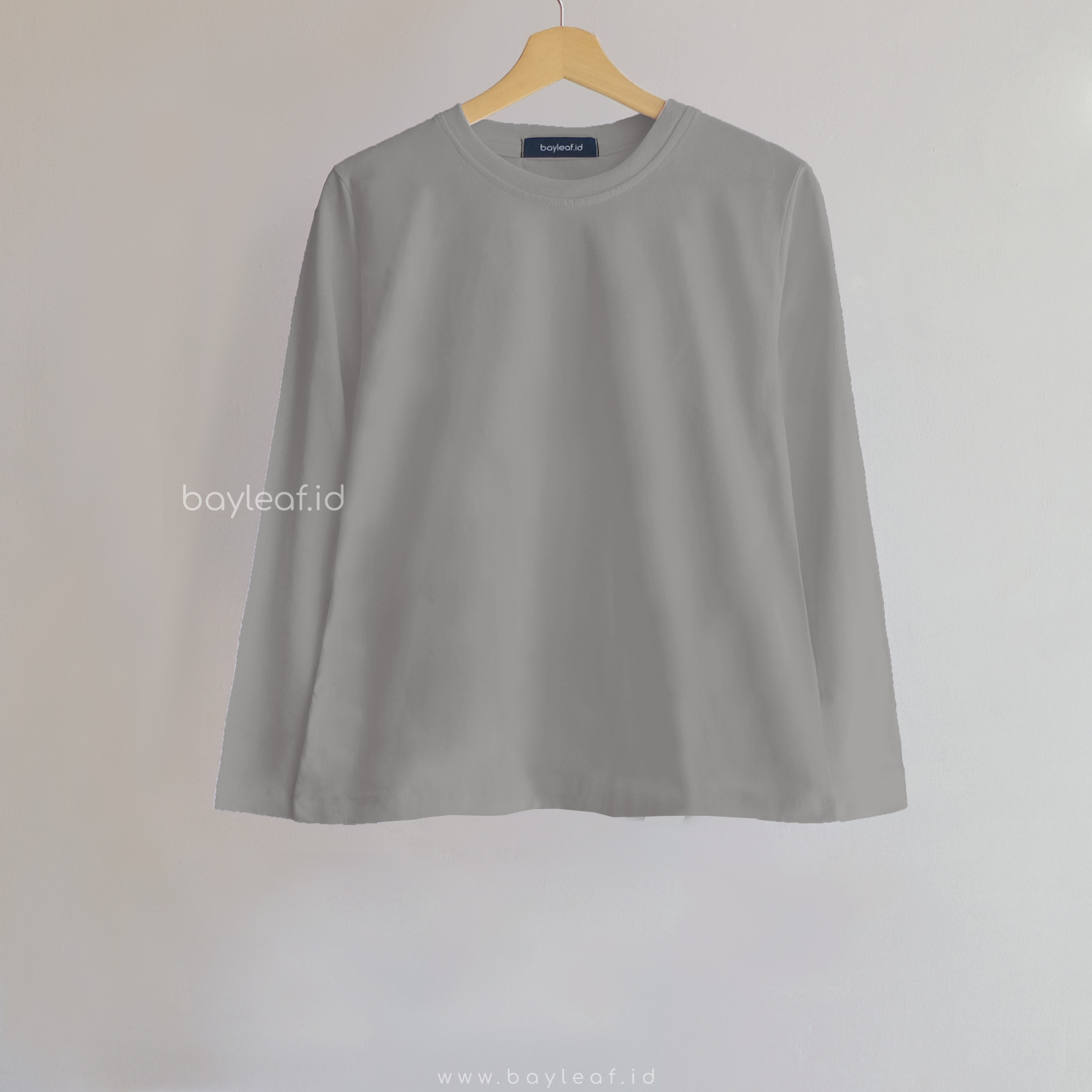 Basic T-Shirt Lengan Panjang