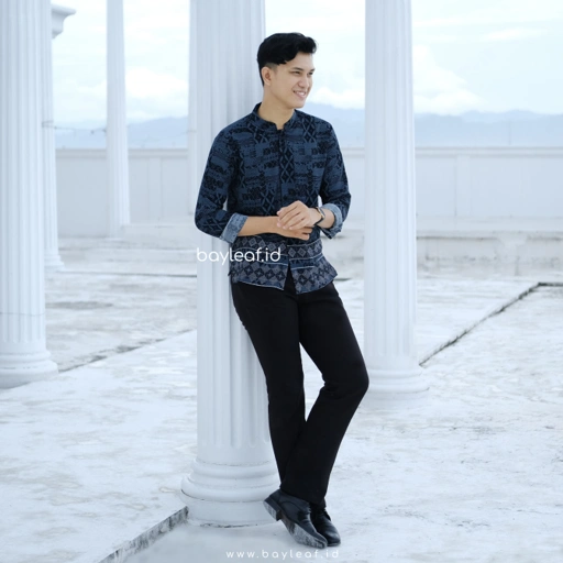 Image of Camelia Alan Atasan Kemeja Pria Lengan Panjang