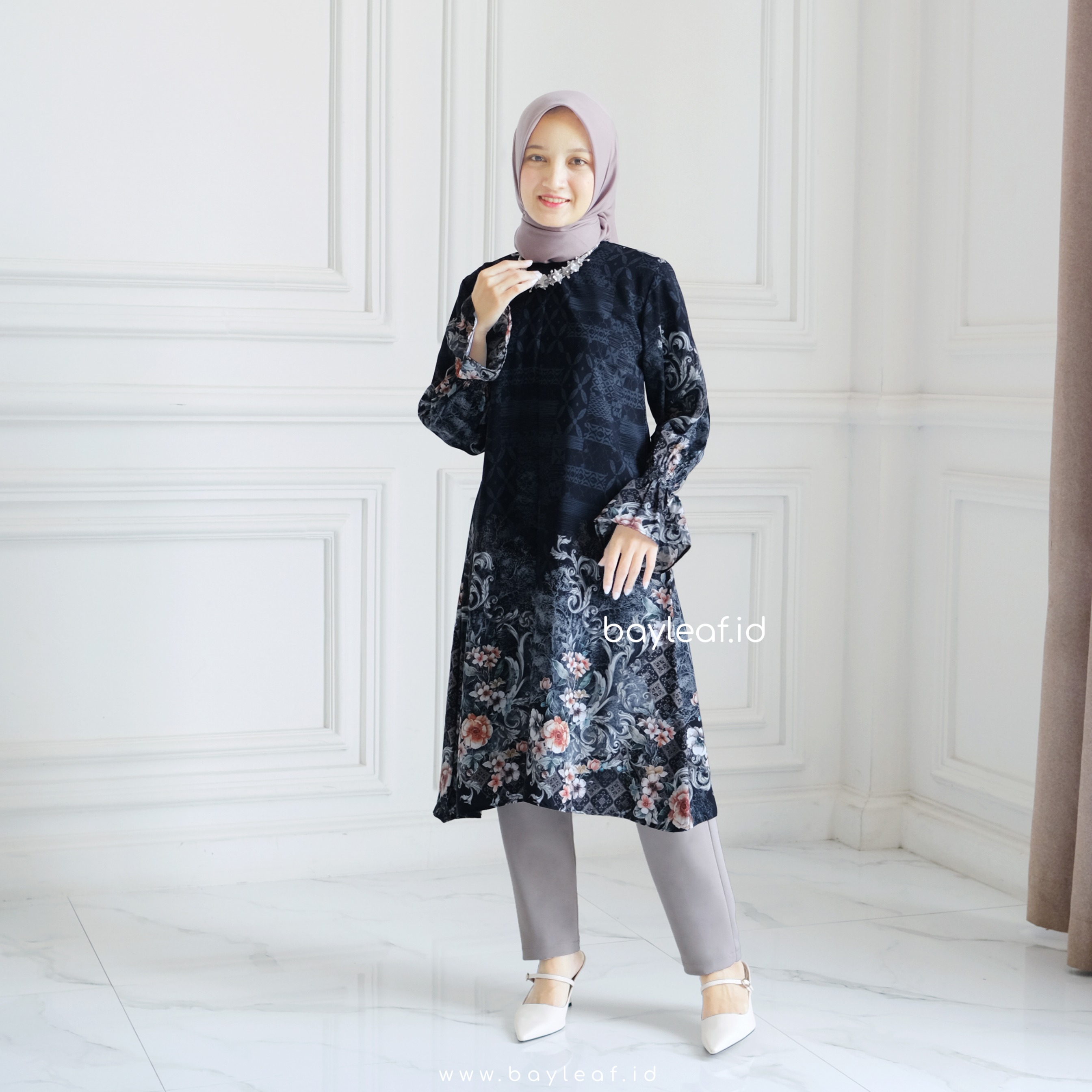 Camelia Ellen Ansel Tunik