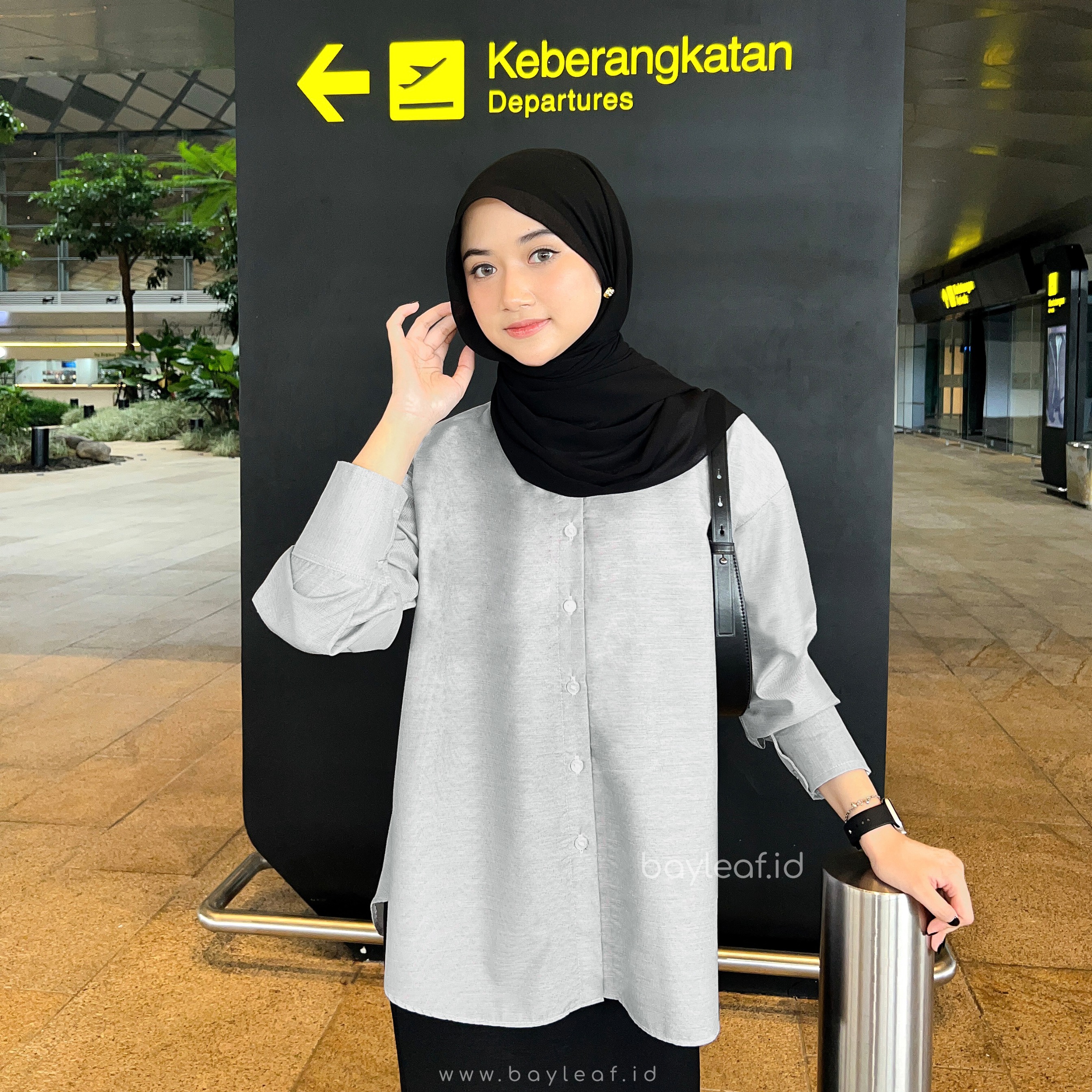 Prisia Basic Shirt | Atasan Kemeja Casual Wanita Polos