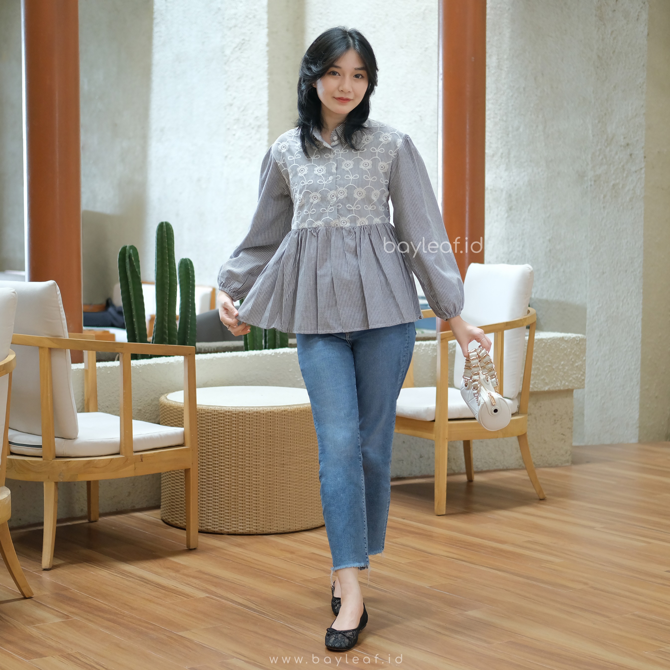 Enzy Striped Blouse Mix Brokat