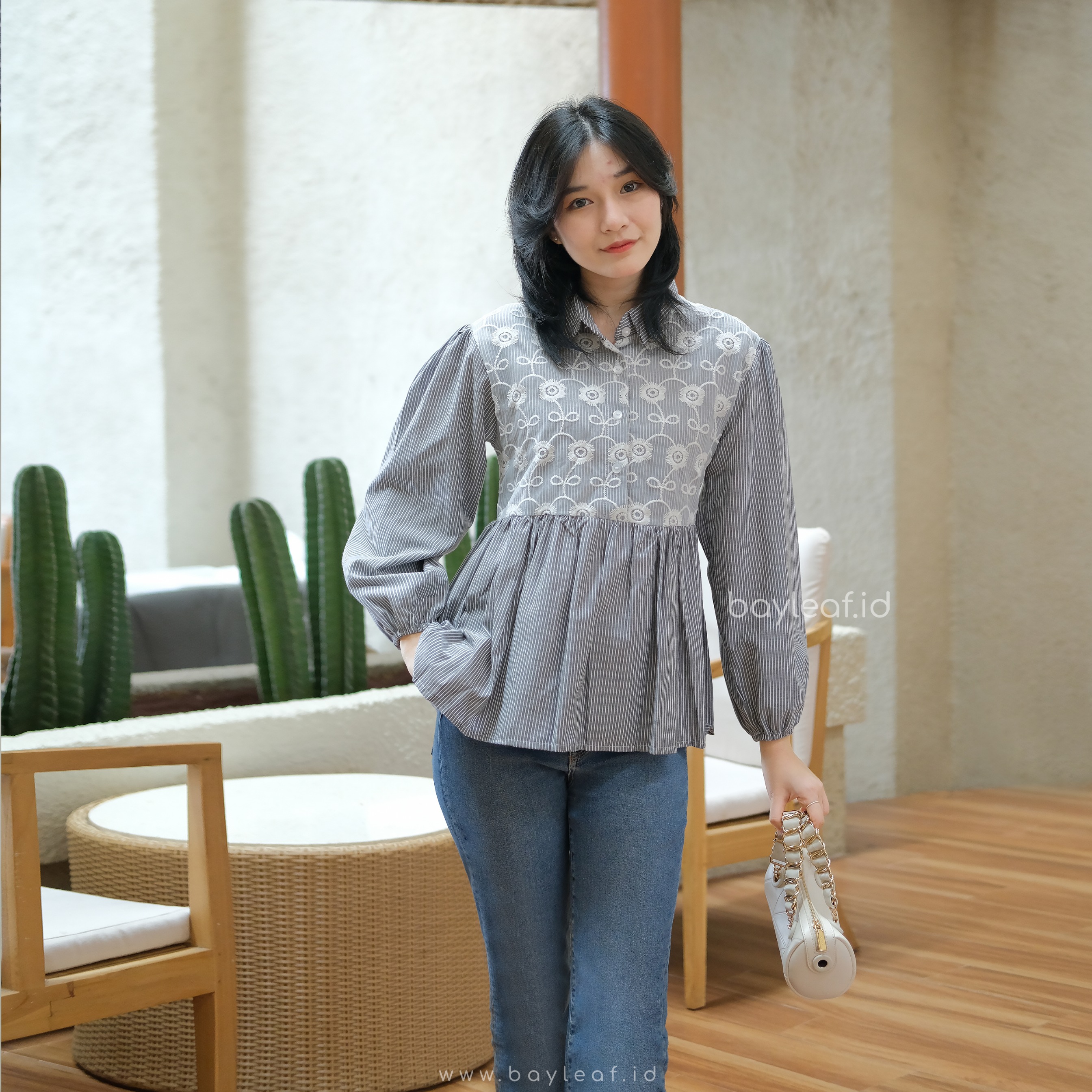 Enzy Striped Blouse Mix Brokat
