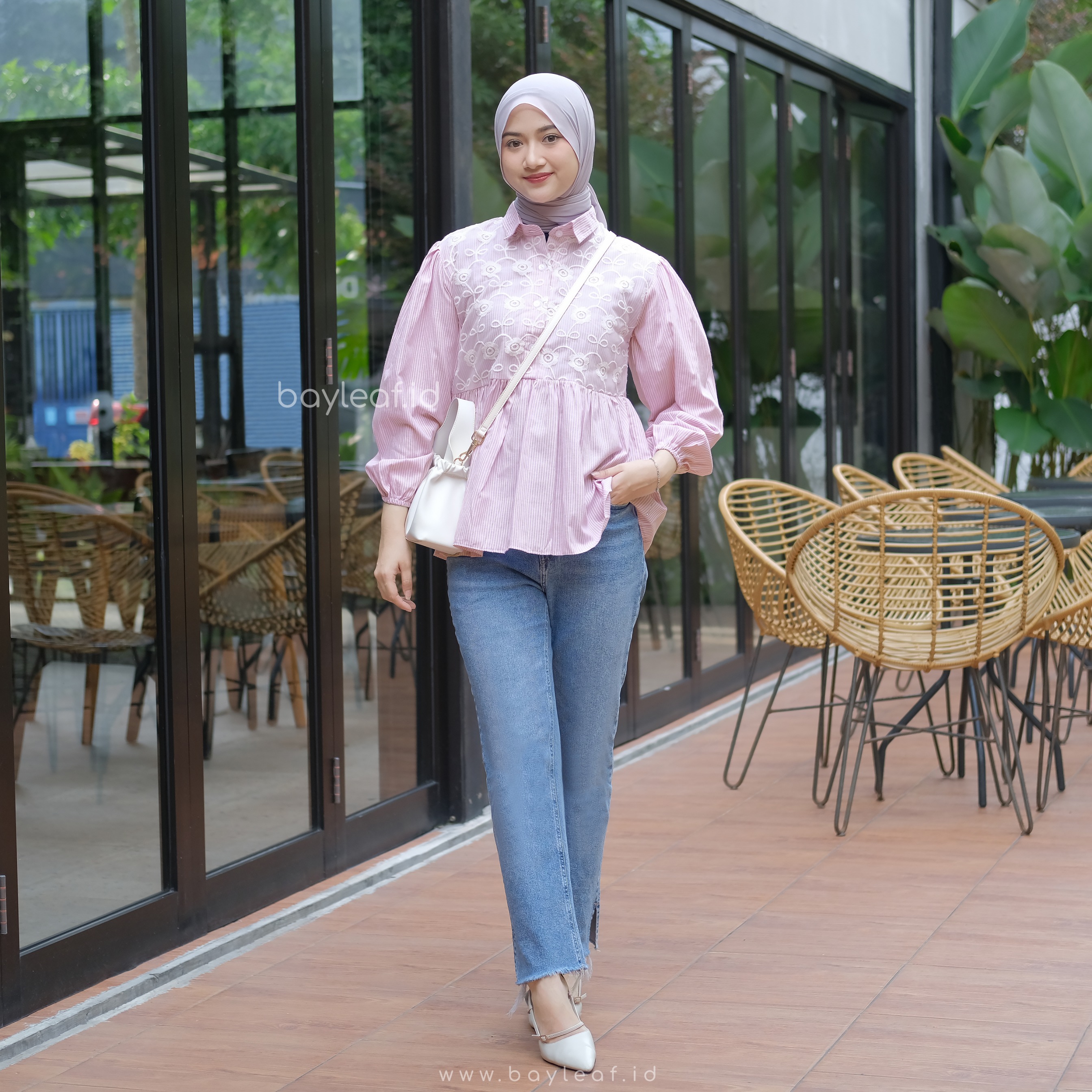 Enzy Striped Blouse Mix Brokat