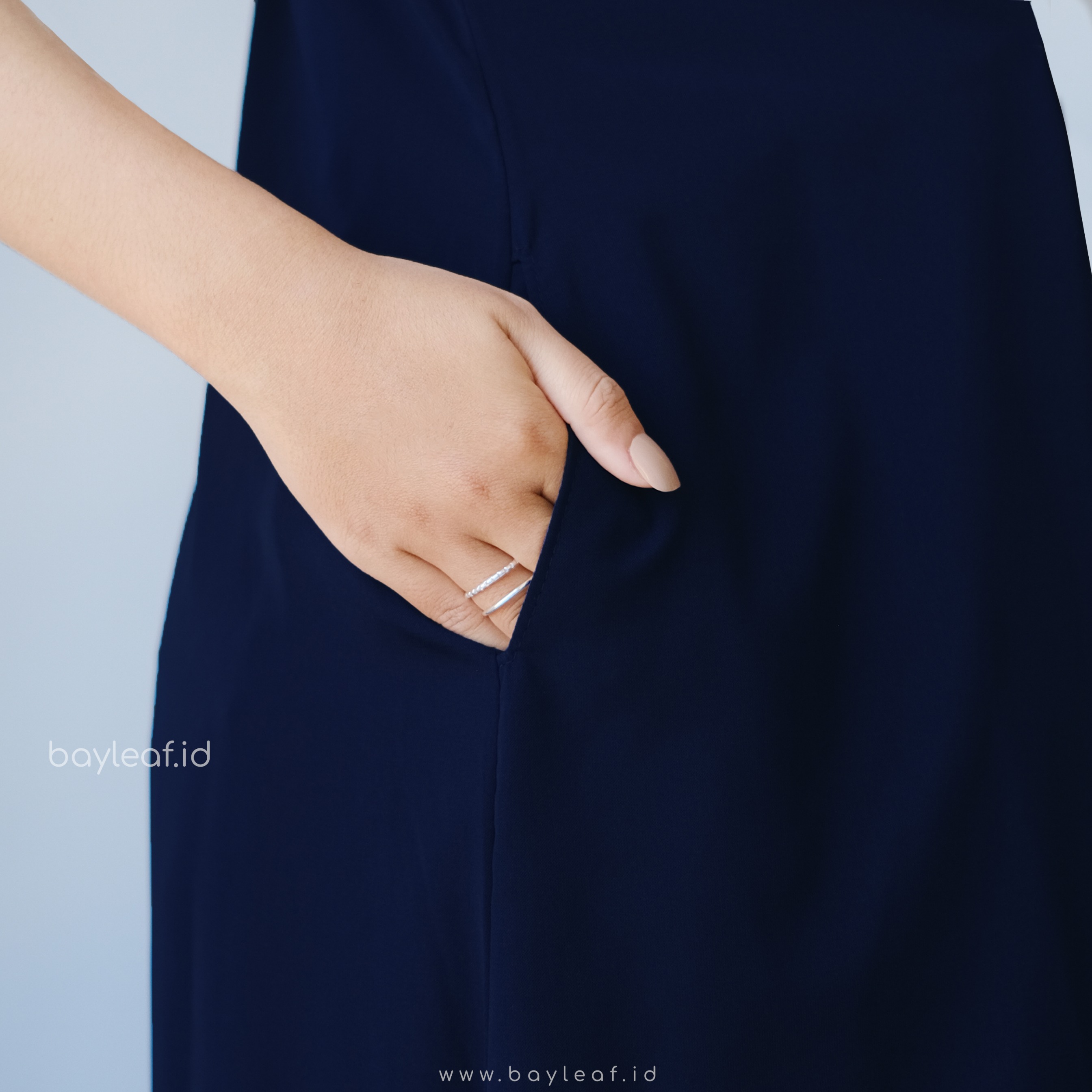 Aera Inner Dress Button Maxi Tanpa Lengan