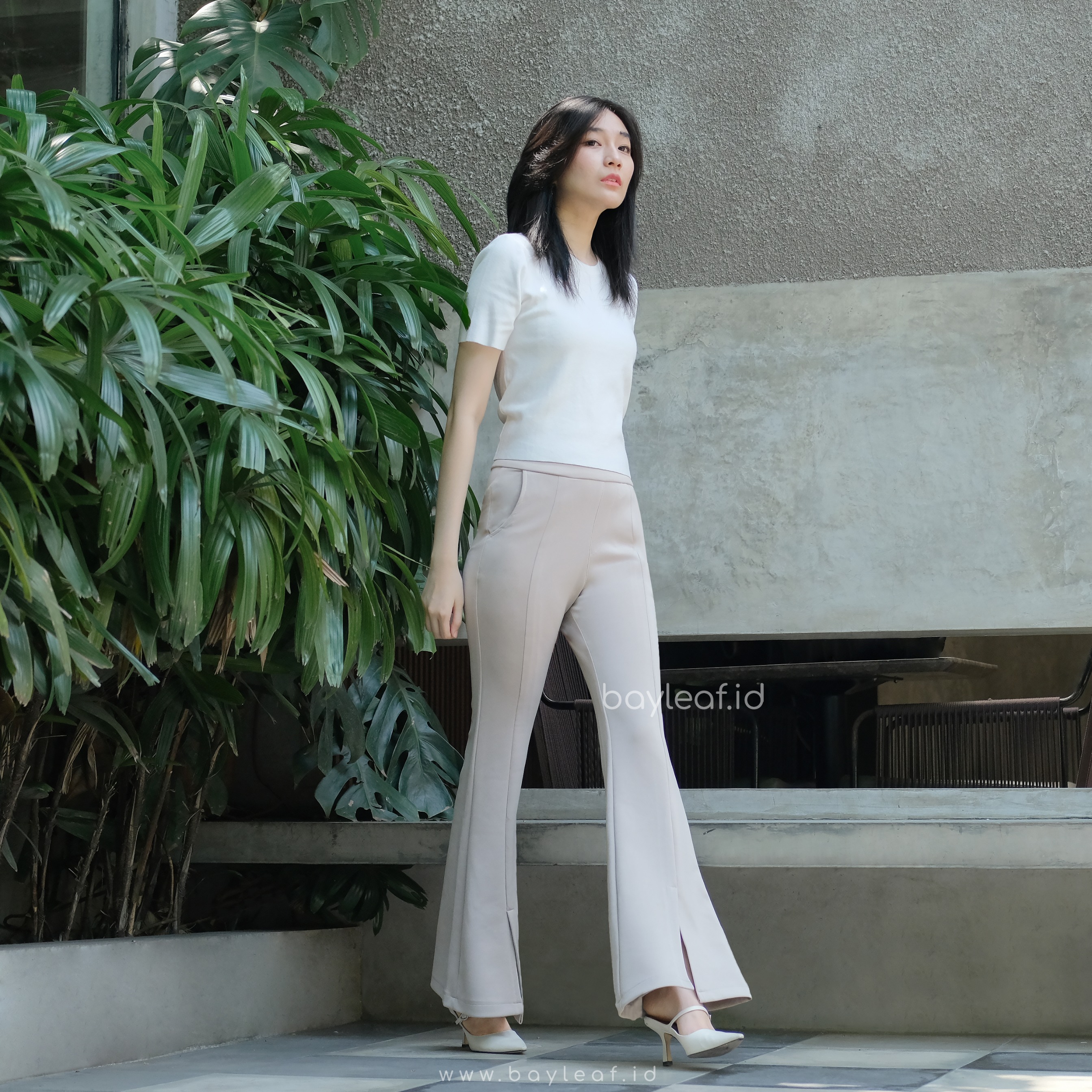 Joya Scuba Pants | Celana Highwaist Cutbray Belah Depan