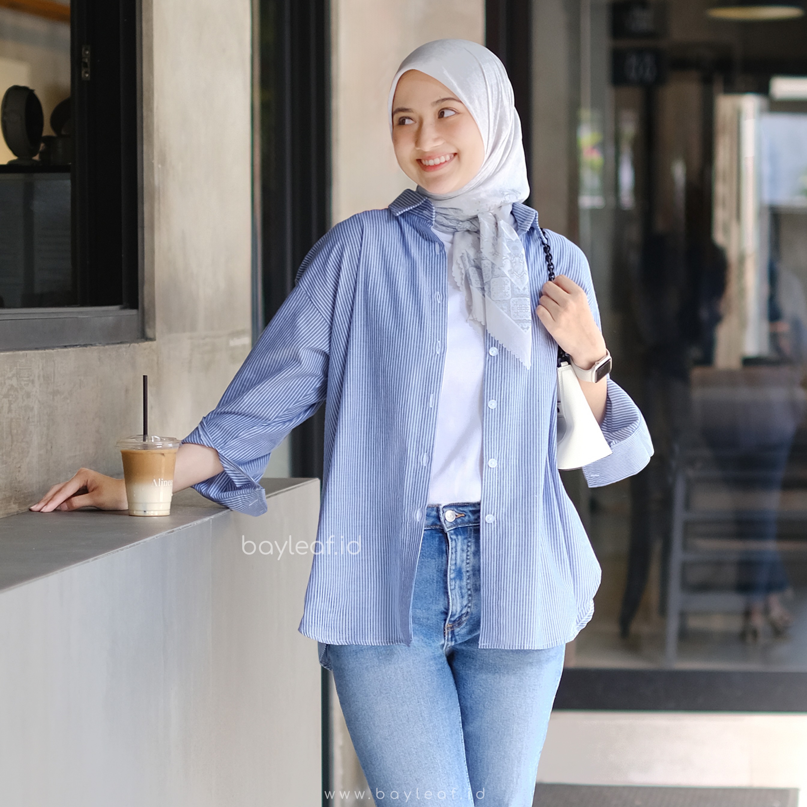 Prisia Striped Shirt | Kemeja Kerja Casual | Motif Garis
