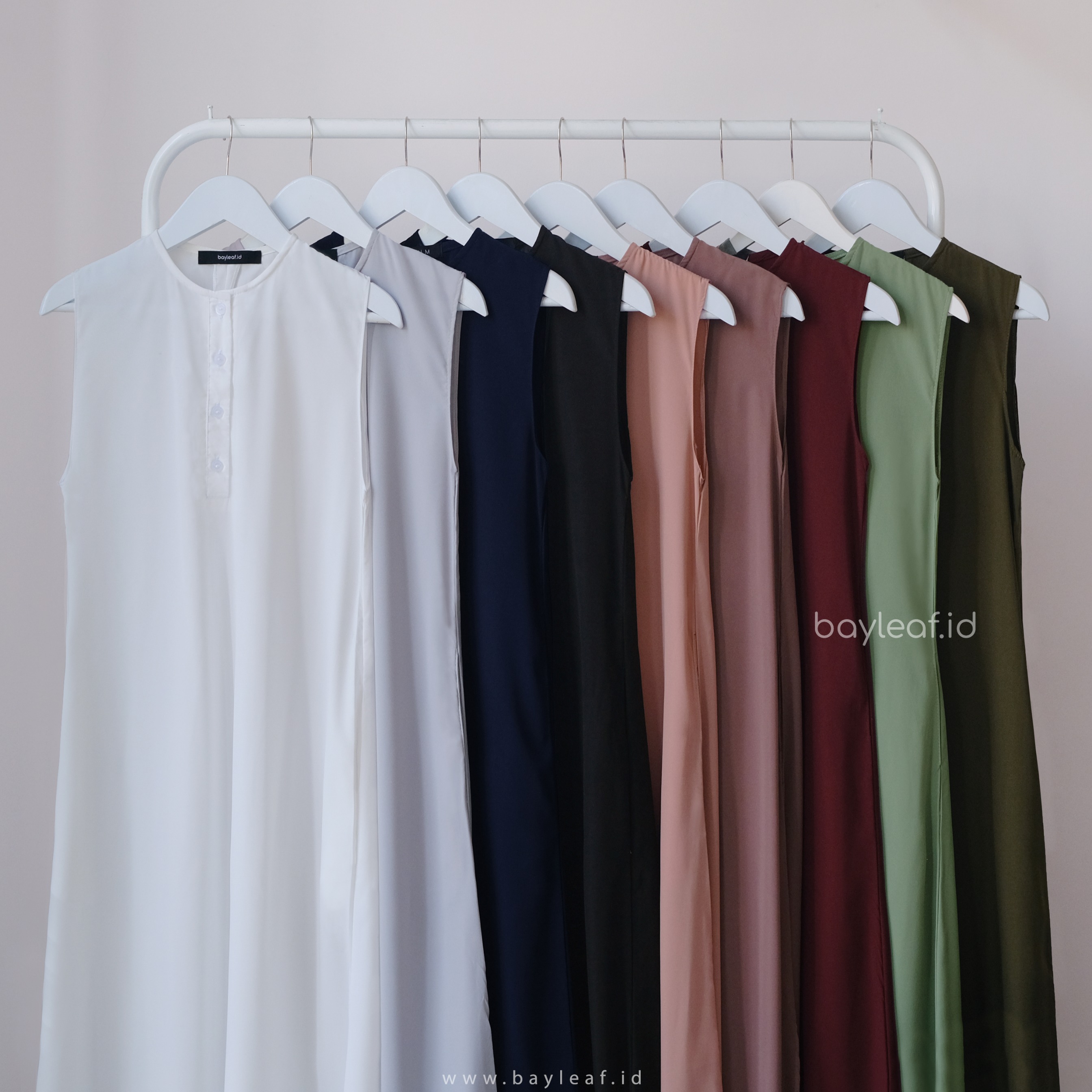 Aera Inner Dress Button Maxi Tanpa Lengan
