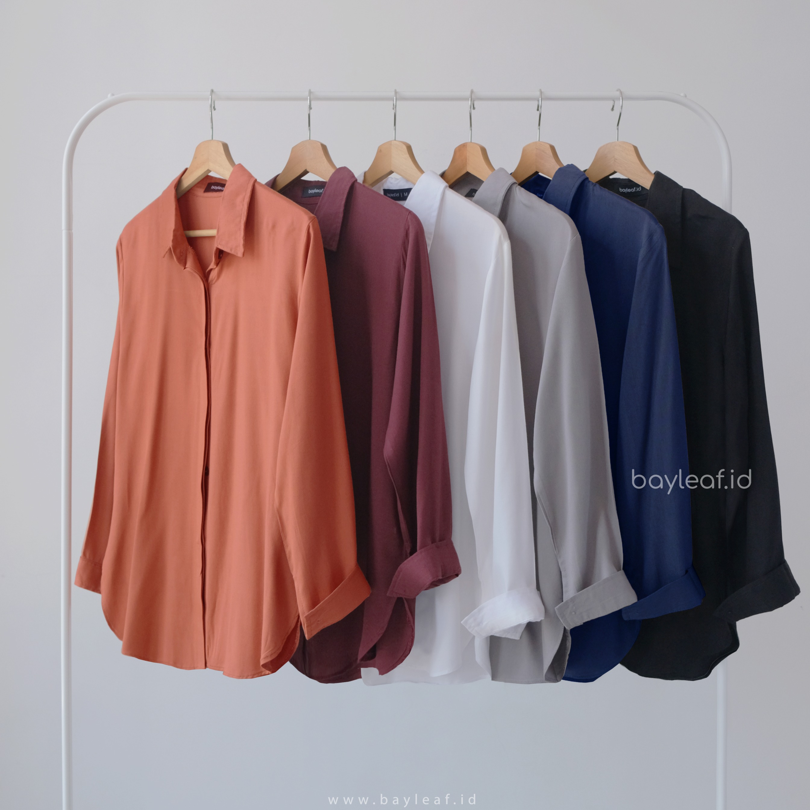Kanaya Kemeja Basic Wanita
