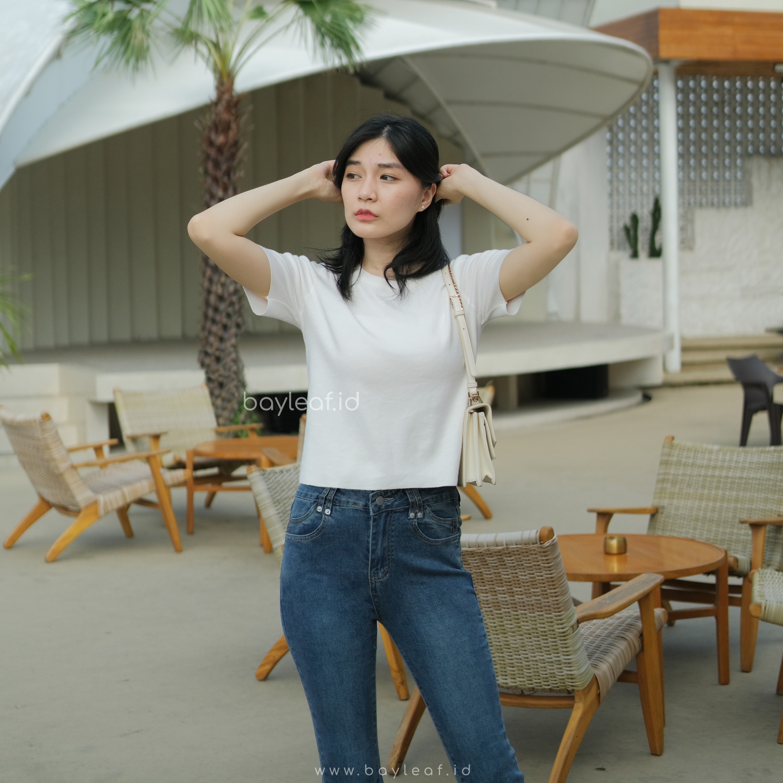 Zenna Basic Knit Short Sleeve Top