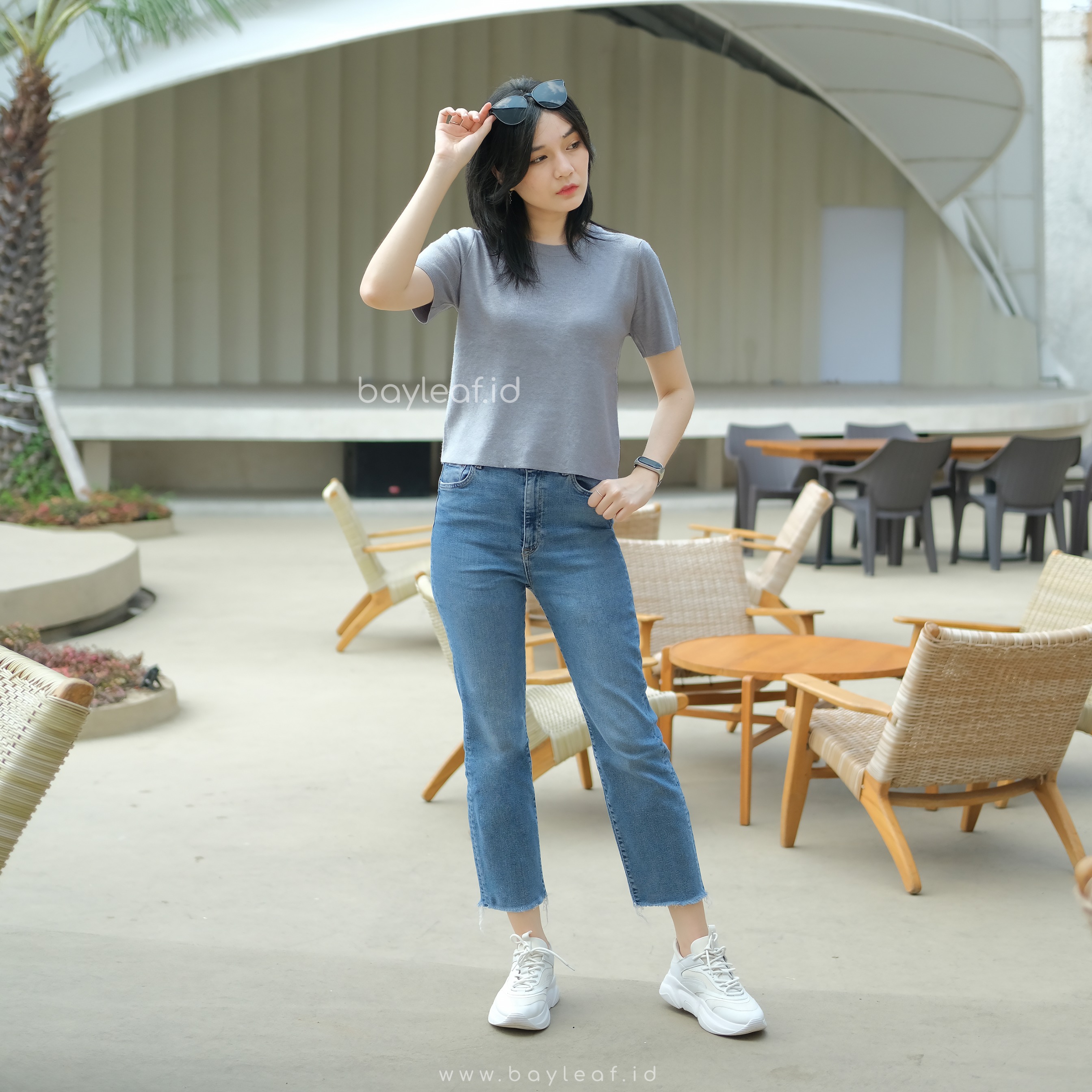 Zenna Basic Knit Short Sleeve Top