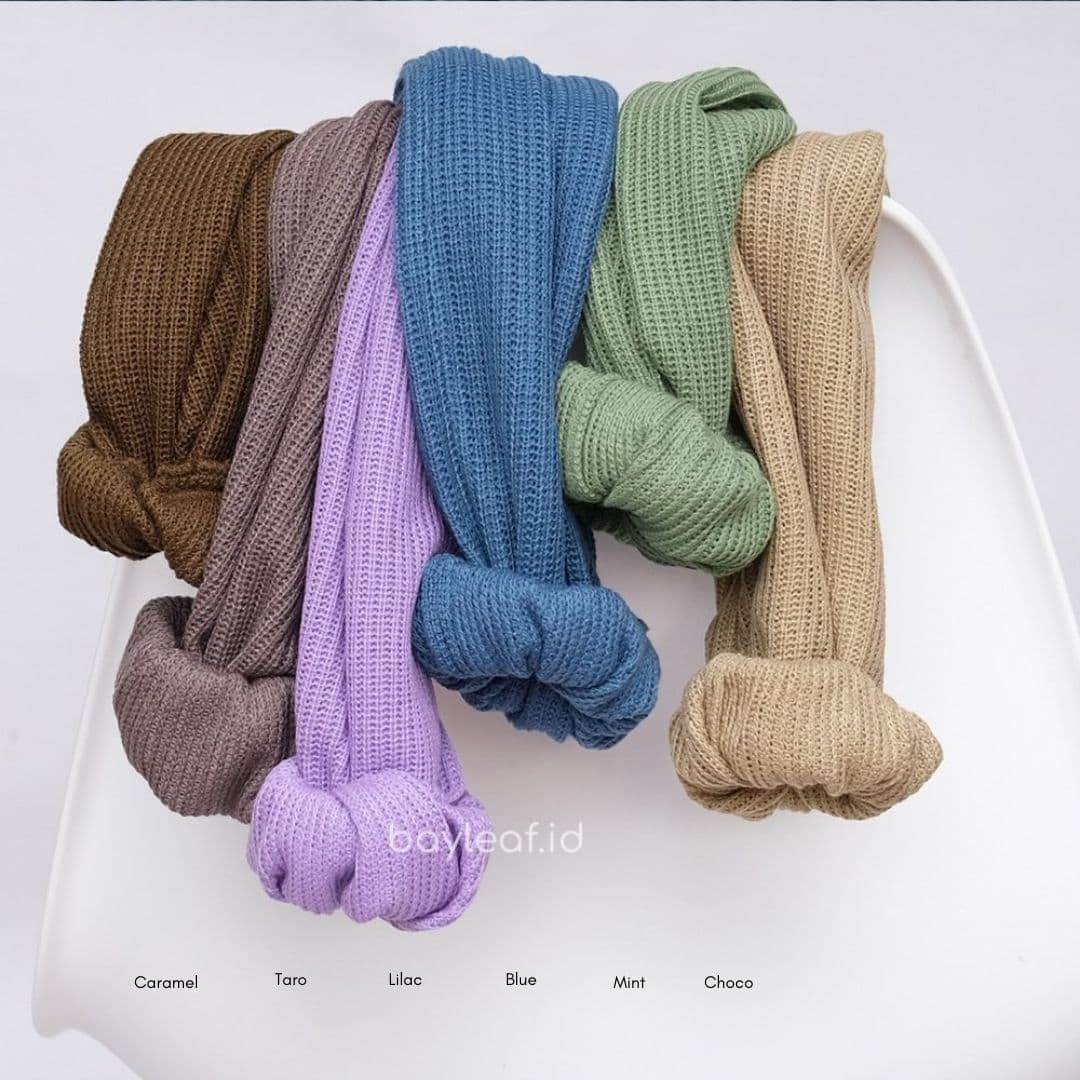 Emma Knit Outer | Cardigan Rajut Wanita