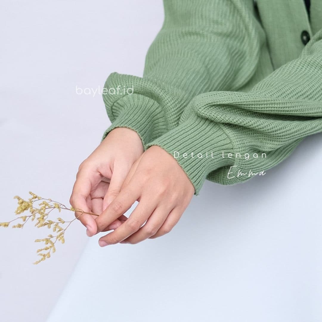Emma Knit Outer | Cardigan Rajut Wanita