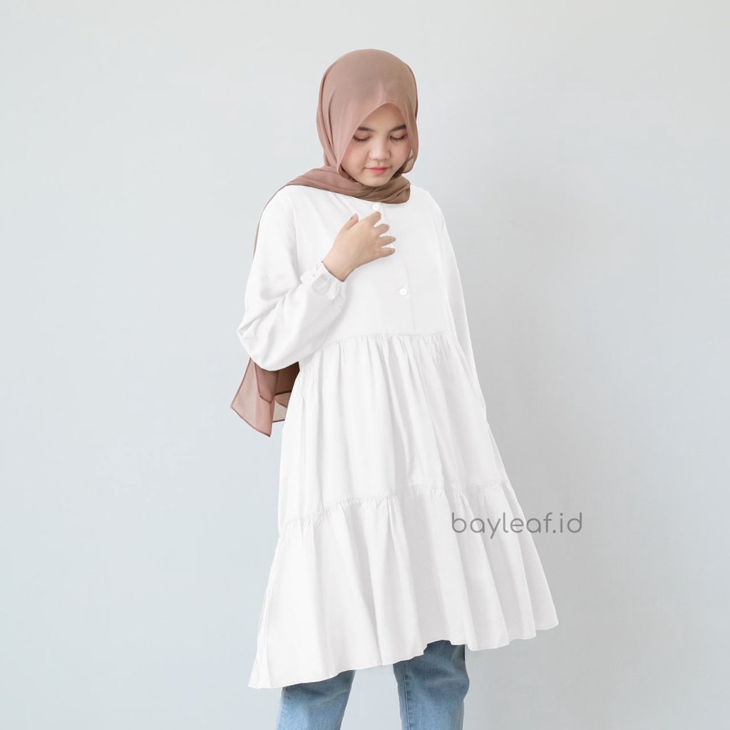 Sandrina Tunik
