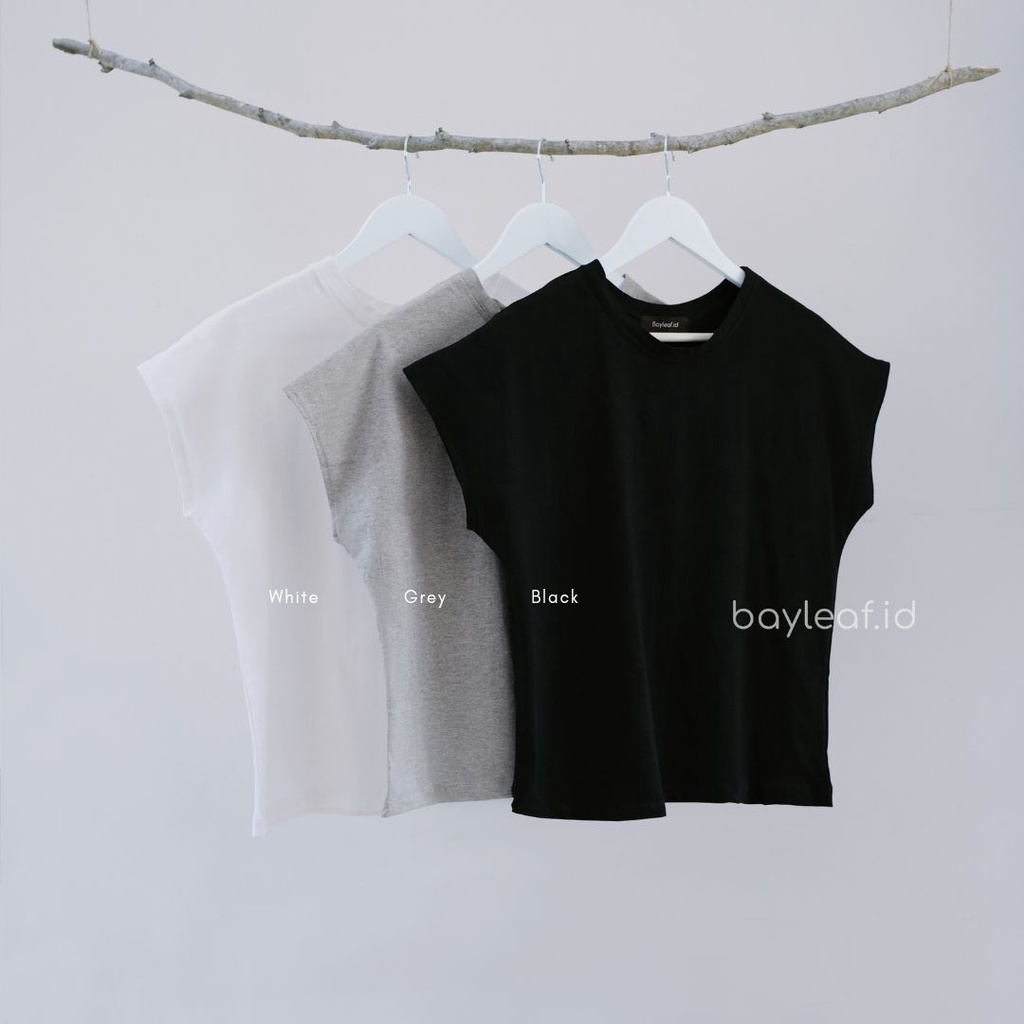 Rania T-Shirt