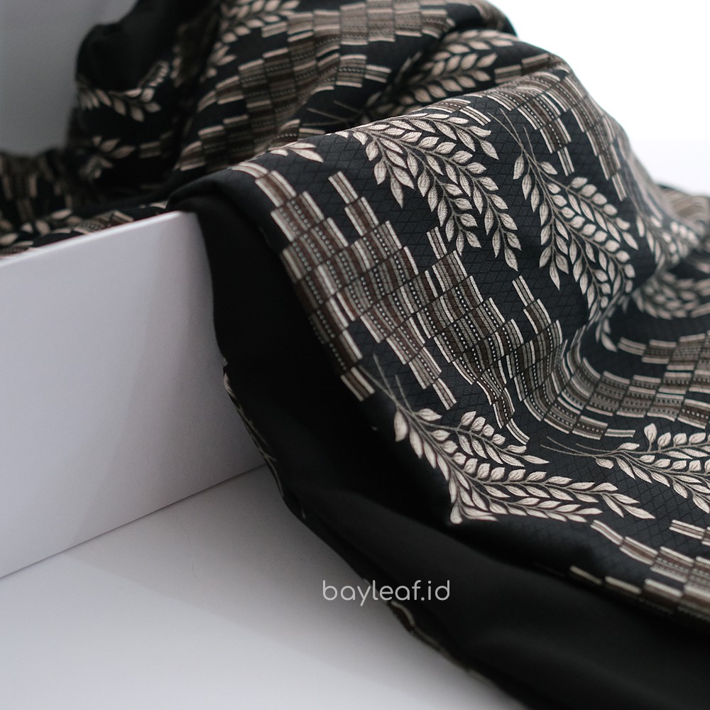 Zayn Sarung Batik
