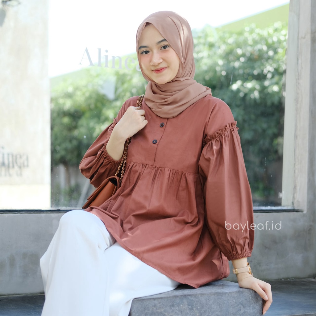 Nanami Plain Blouse