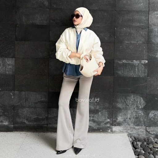 Image of Lizza Basic Scuba Pants | Celana Highwaist Cutbray Wanita