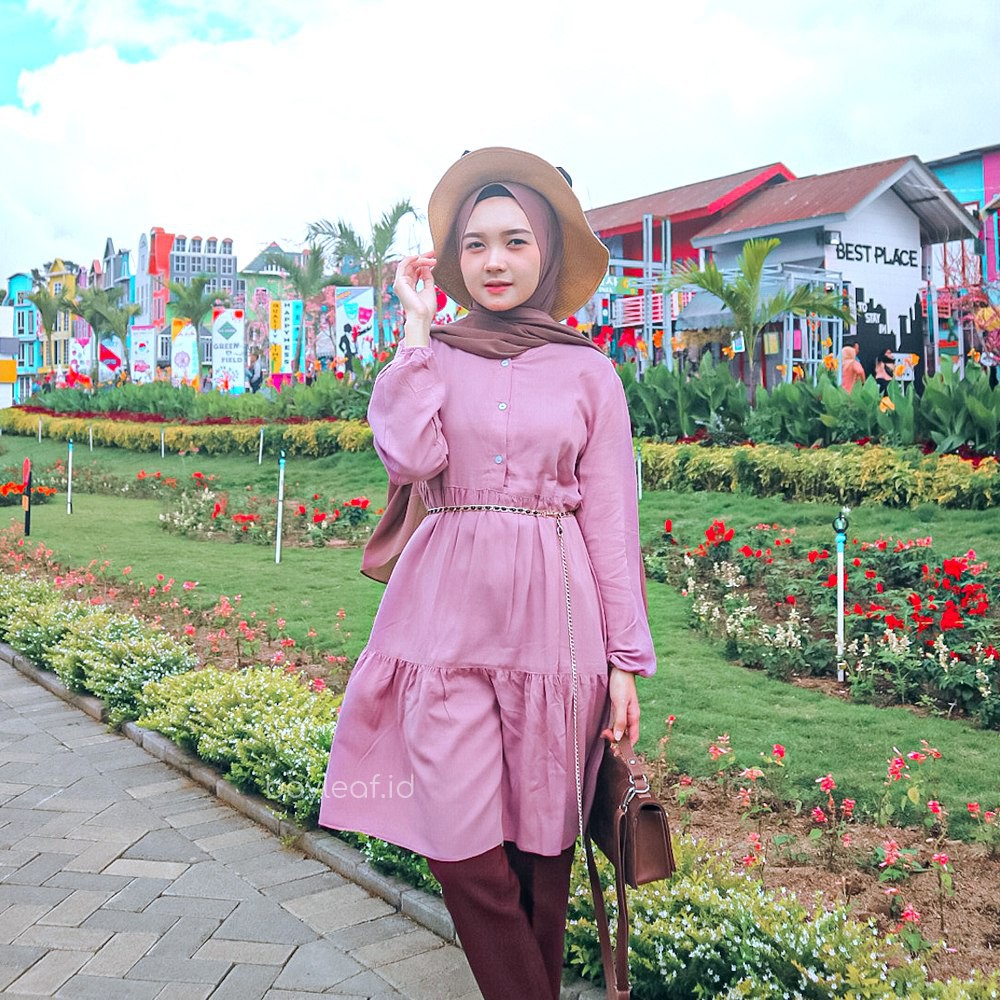 Sandrina Tunik